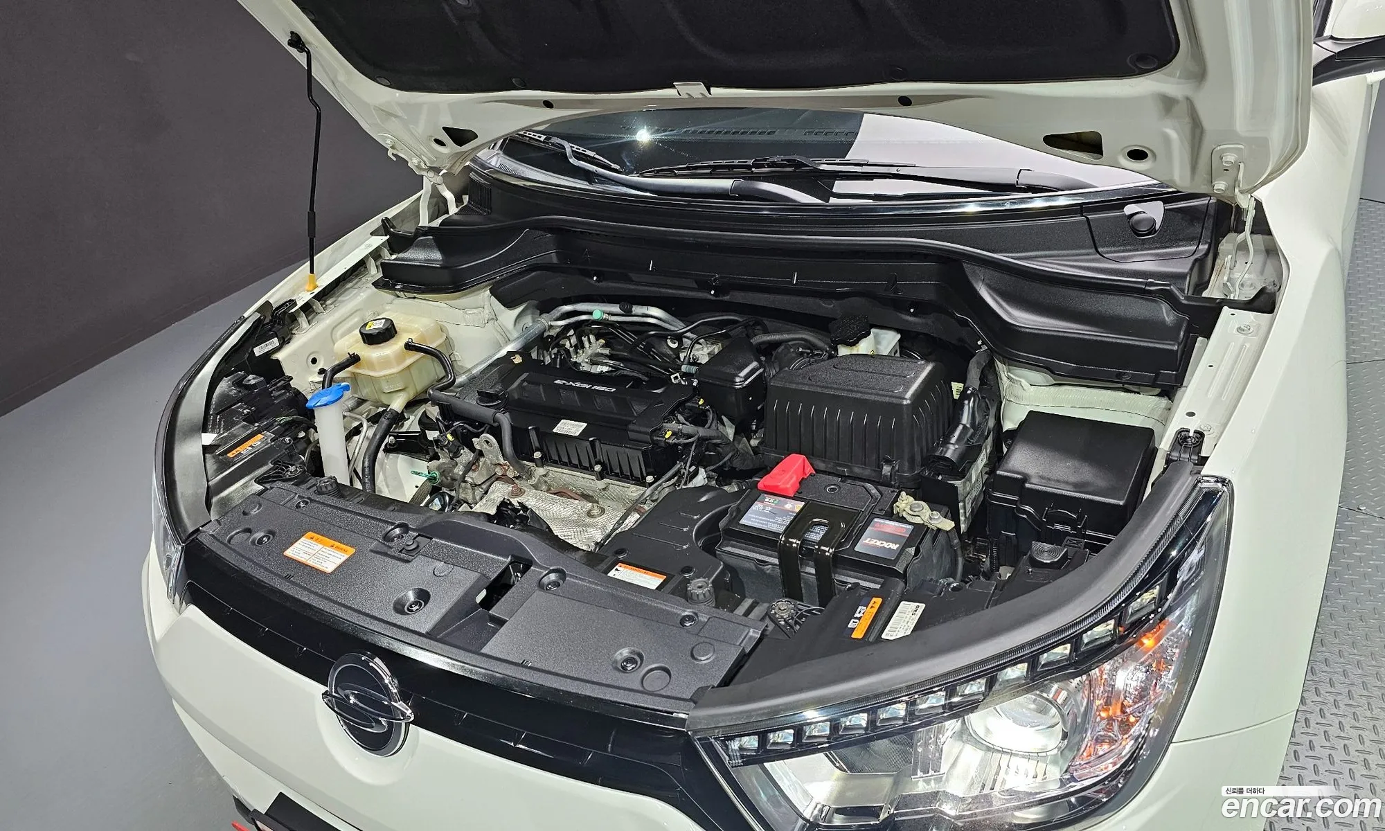Kg Mobility Ssangyong Tivoli Armor Lx 2Wd - фотография 6486495