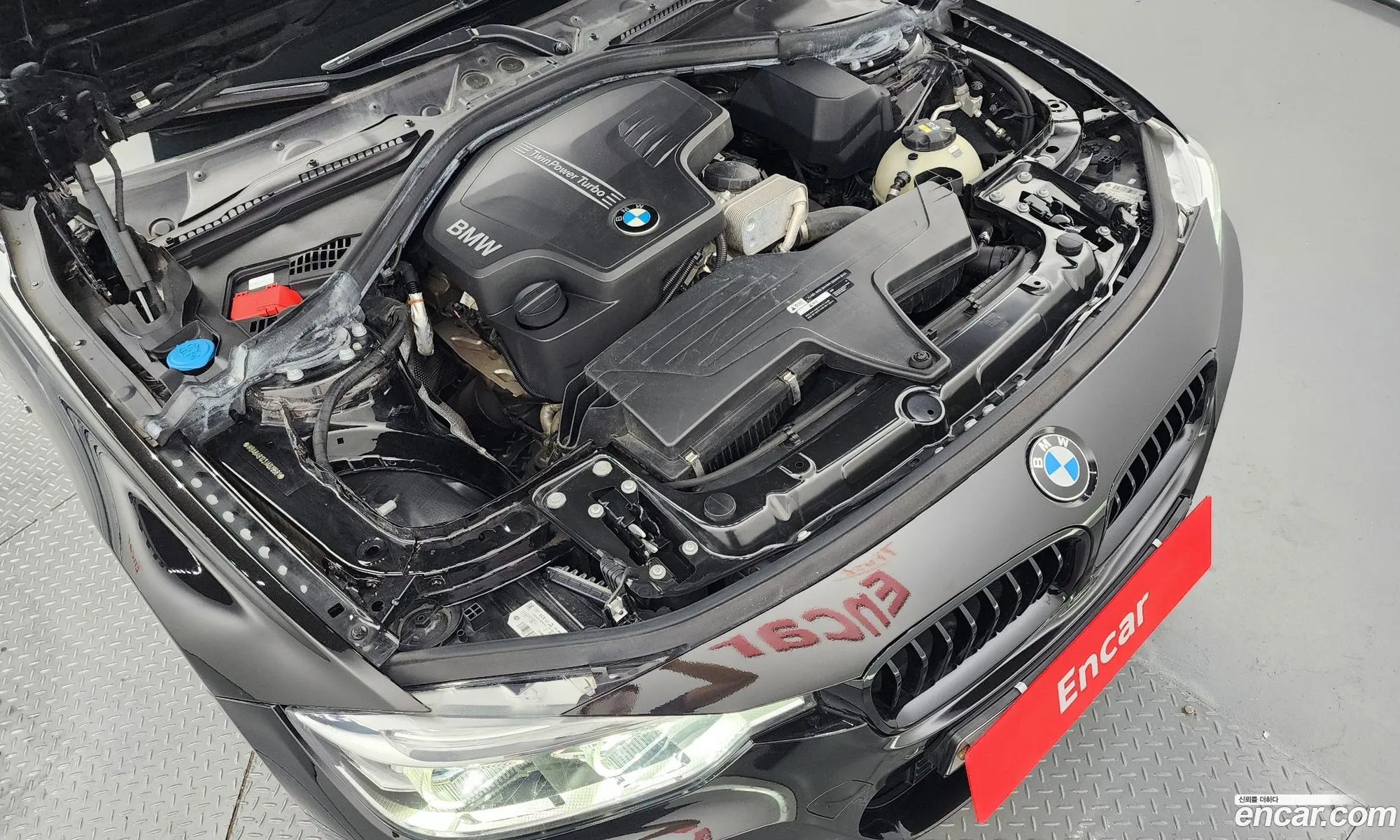 BMW 3 Series F30 320I M Sports - фотография 4757005