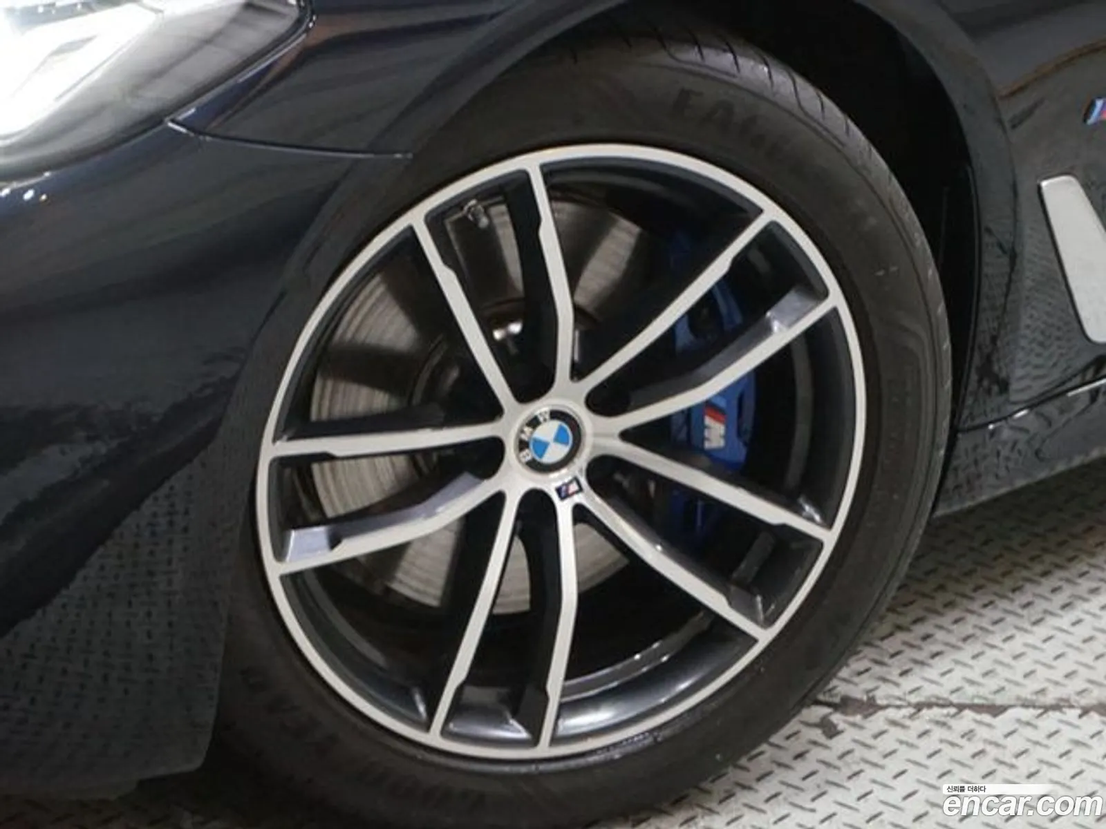 BMW 5 Series G30 520I M Sports - фотография 5360876