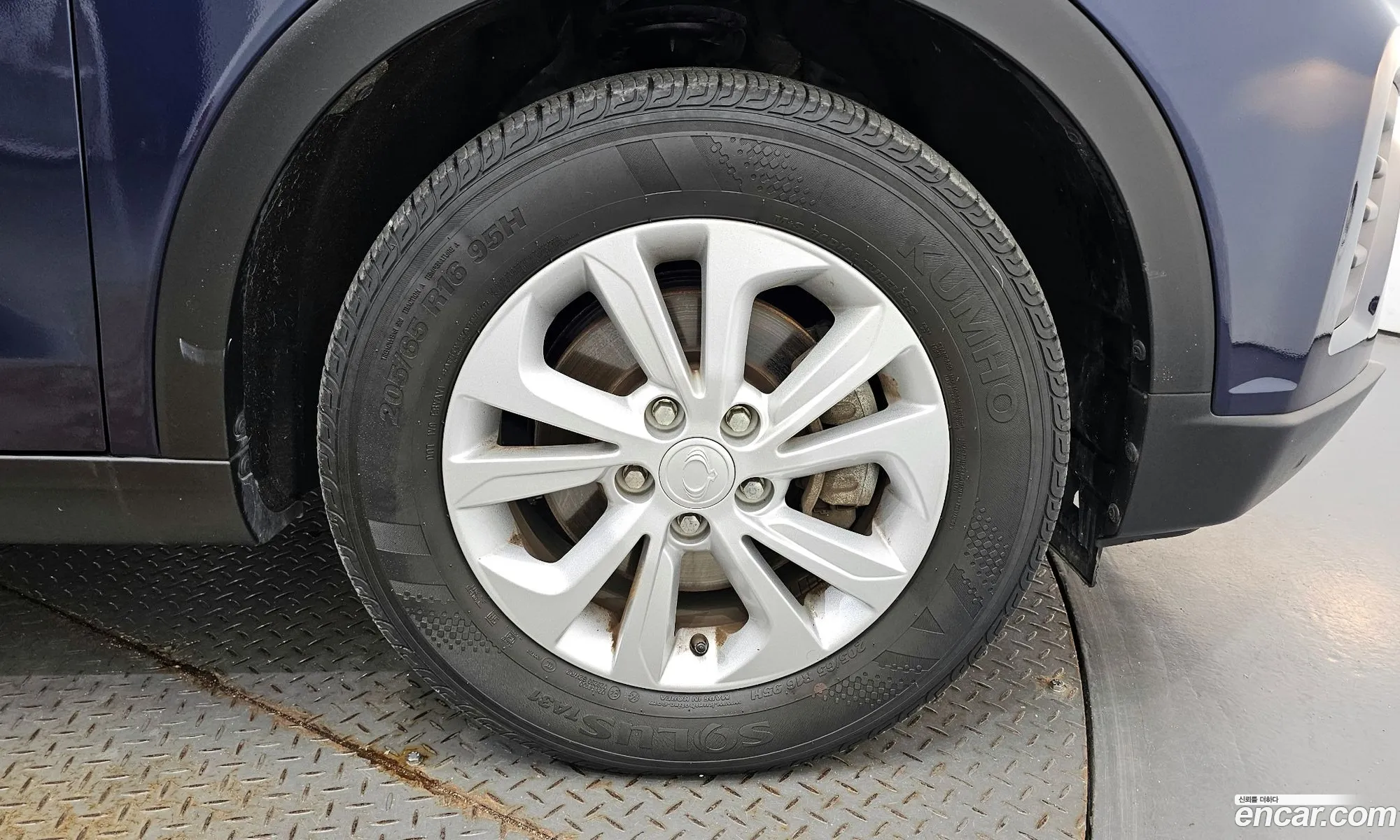 Kg Mobility Ssangyong Very New Tivoli Diesel 16 2Wd V1 - фотография 6243076