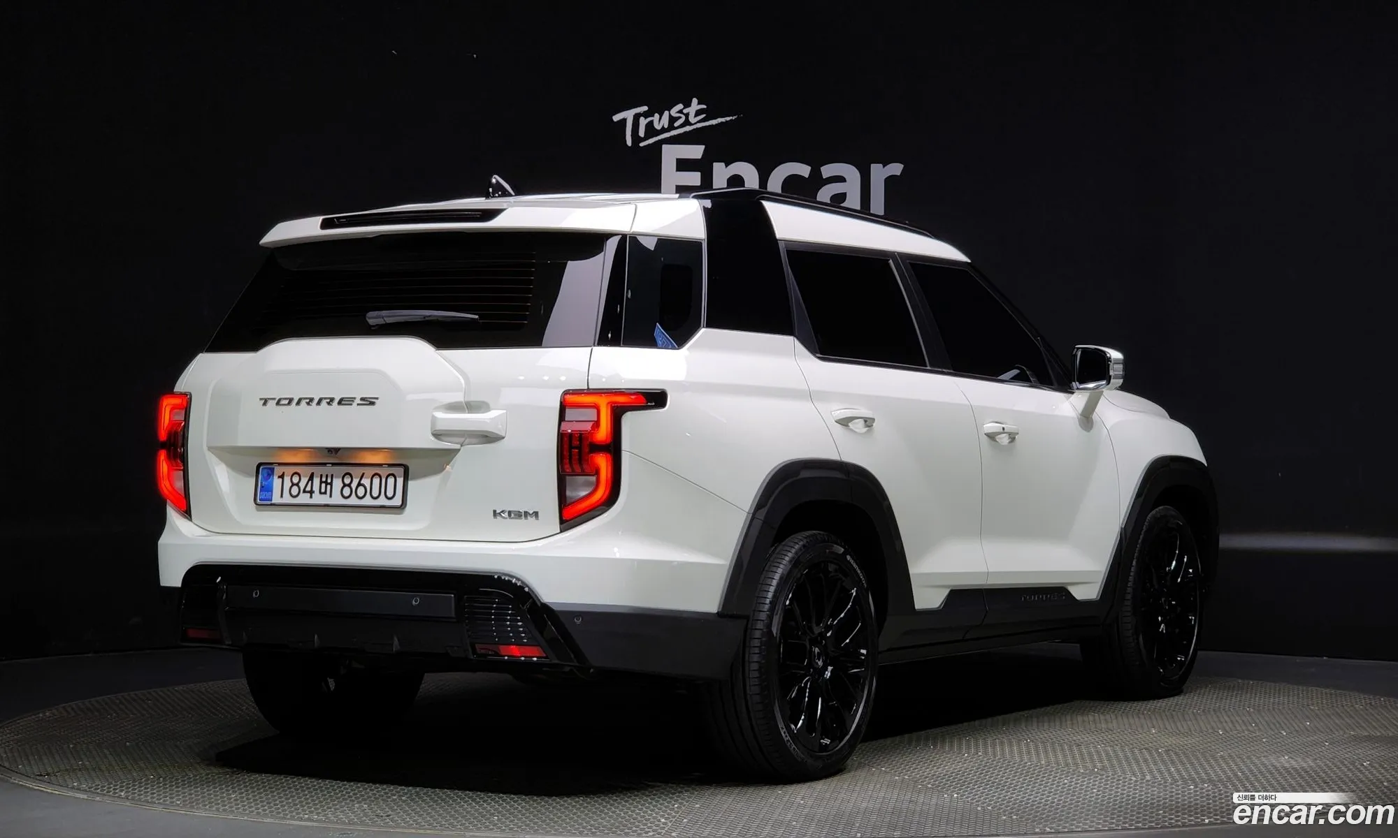 Kg Mobility Ssangyong The New Torres Gasoline 15 4Wd Black Edition - фотография 6526043