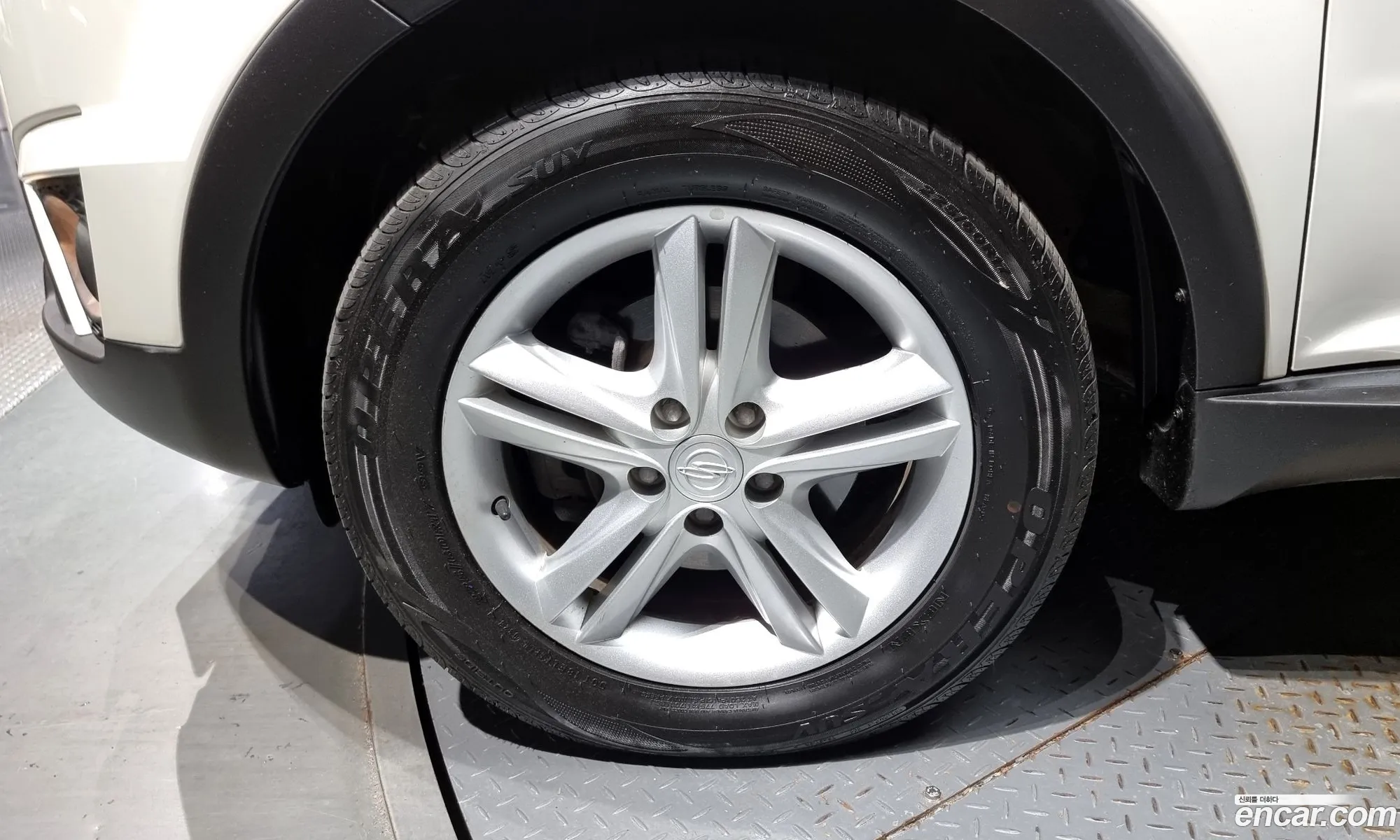 Kg Mobility Ssangyong New Korando C 20 Rx 2Wd High-End Model - фотография 6043098