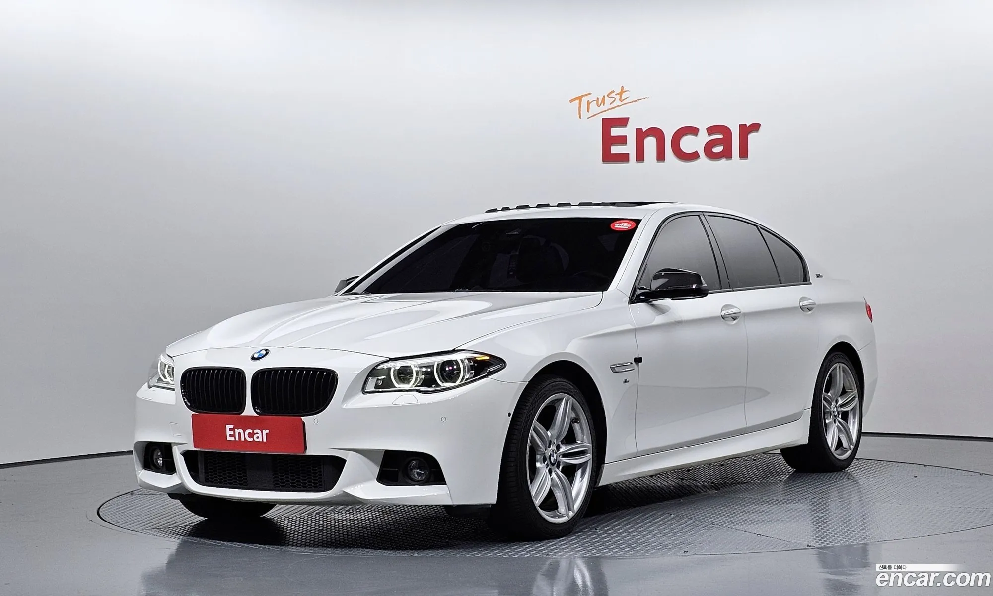BMW 5 Series F10 530D xDrive M Aerodynamics - фотография 3680983