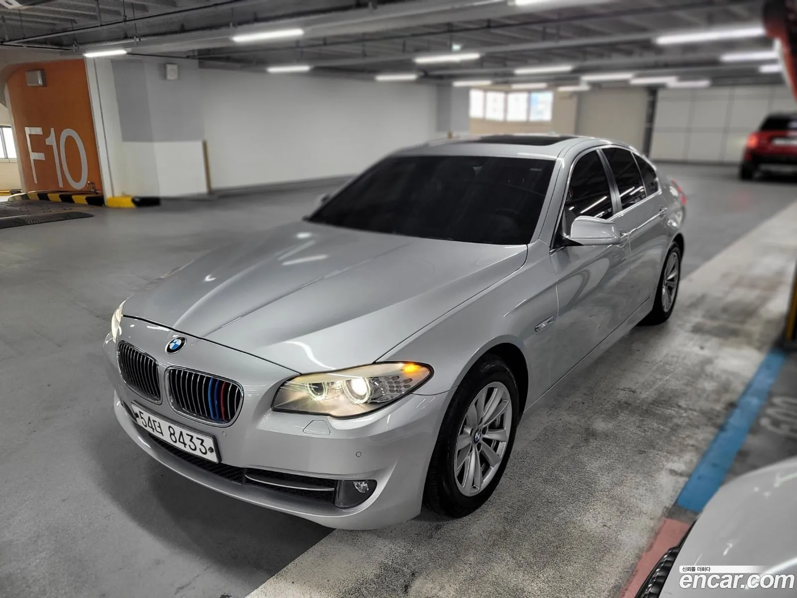 BMW 5 Series F10 520D - фотография 5360824