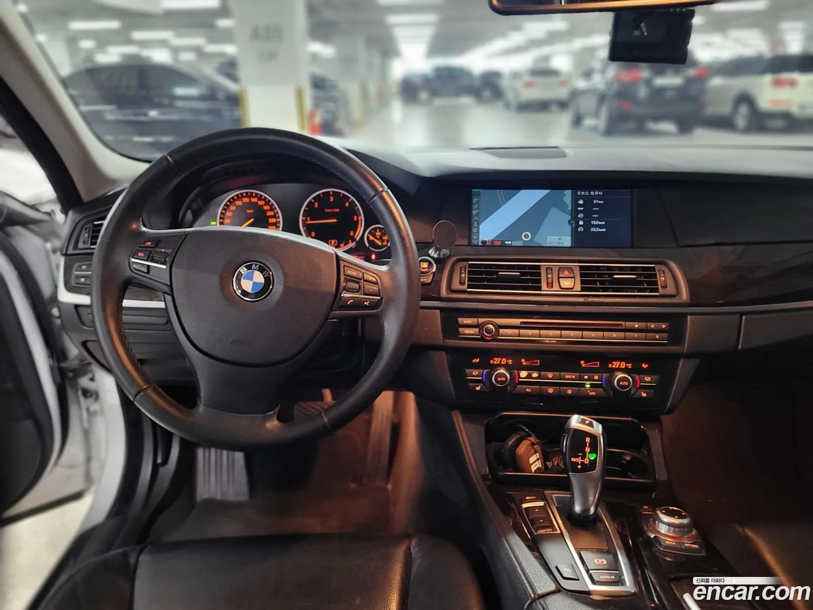 BMW 5 Series F10 520D - фотография 5360828