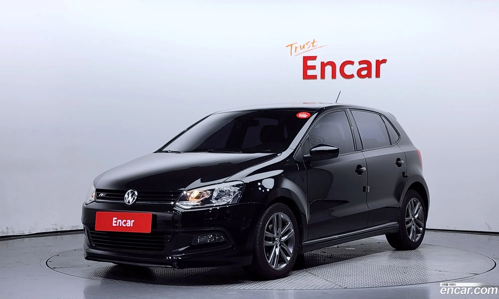 Volkswagen Polo 14 Tdi R-Line 5Th Generation - фотография 17922311