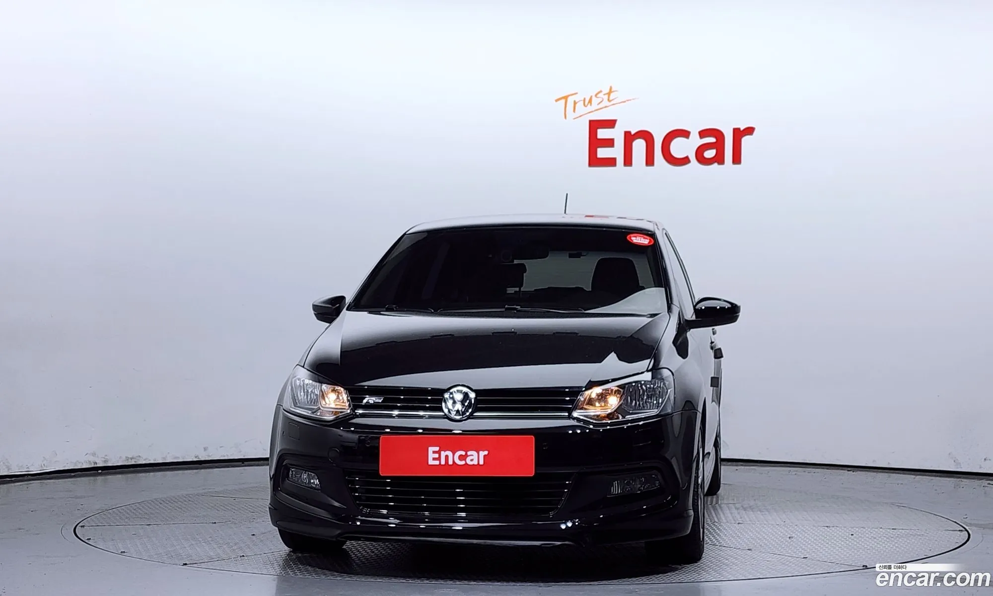 Volkswagen Polo 14 Tdi R-Line 5Th Generation - фотография 17922313