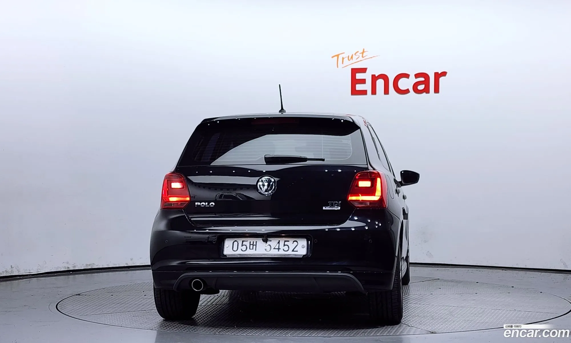 Volkswagen Polo 14 Tdi R-Line 5Th Generation - фотография 17922314