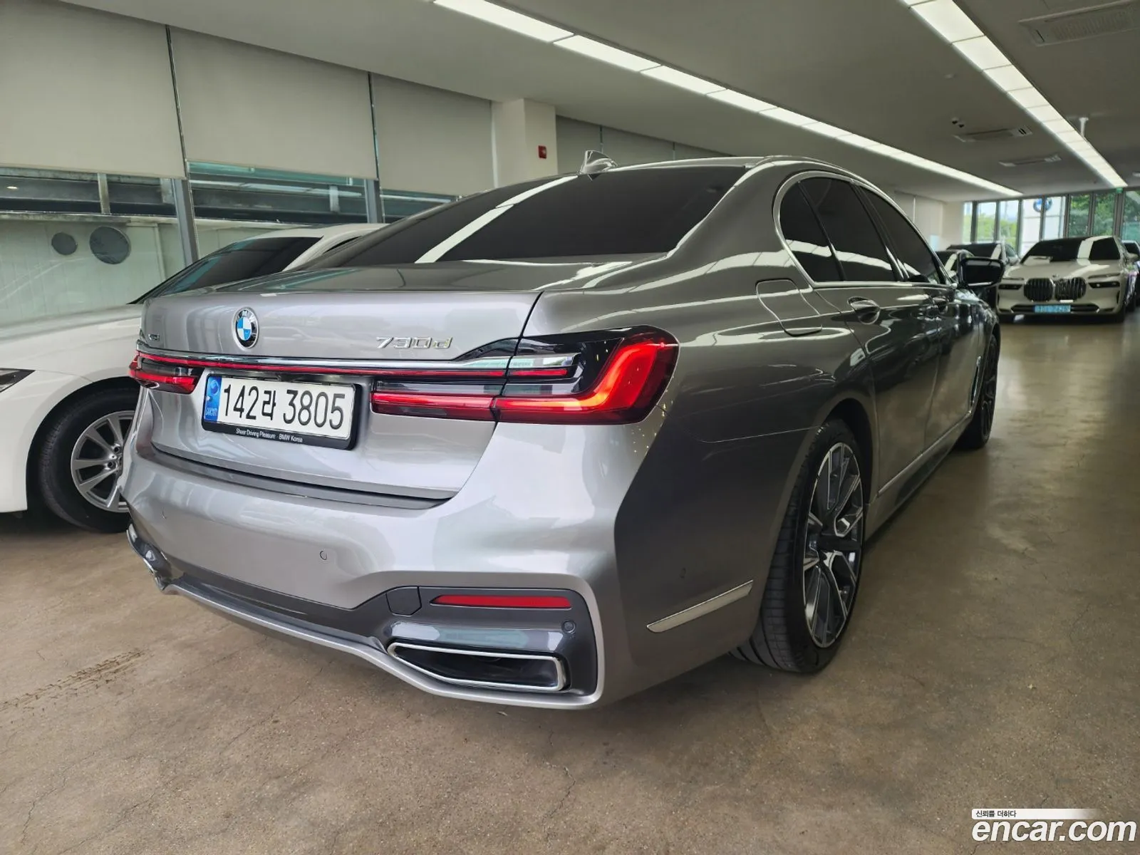 BMW 7 Series G11 730D xDrive M Sports - фотография 5360813