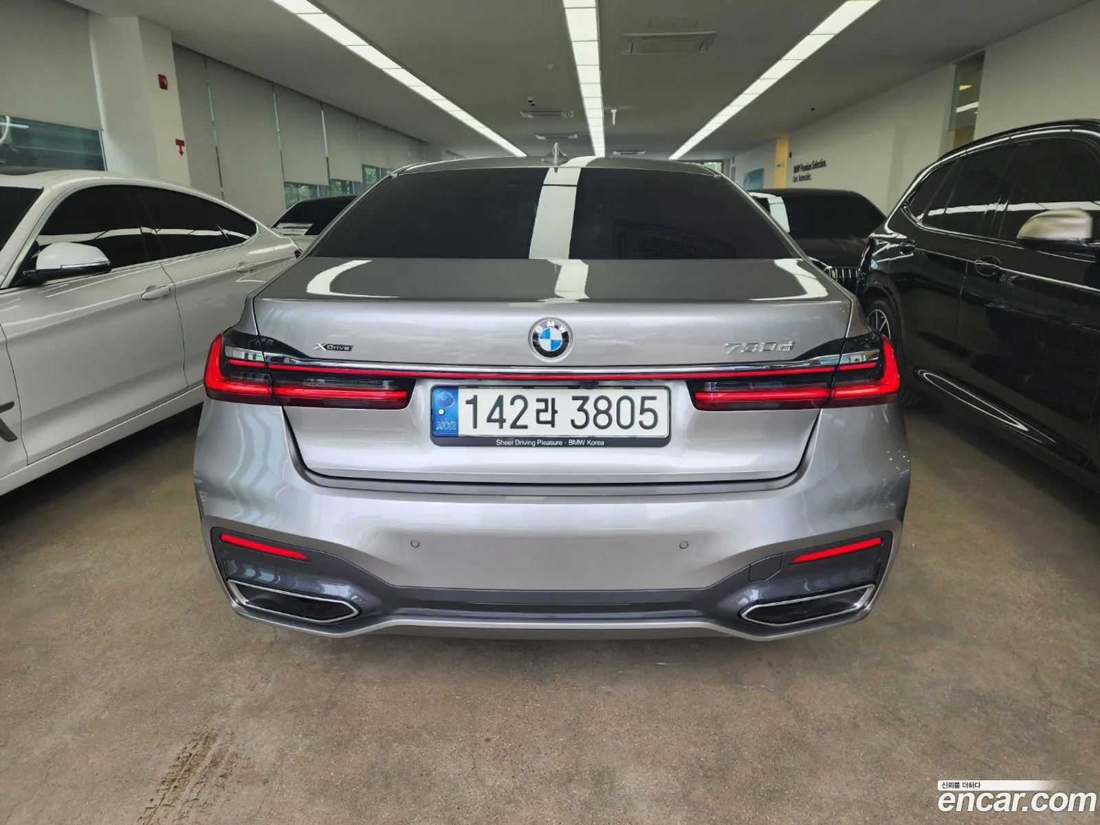BMW 7 Series G11 730D xDrive M Sports - фотография 5360815