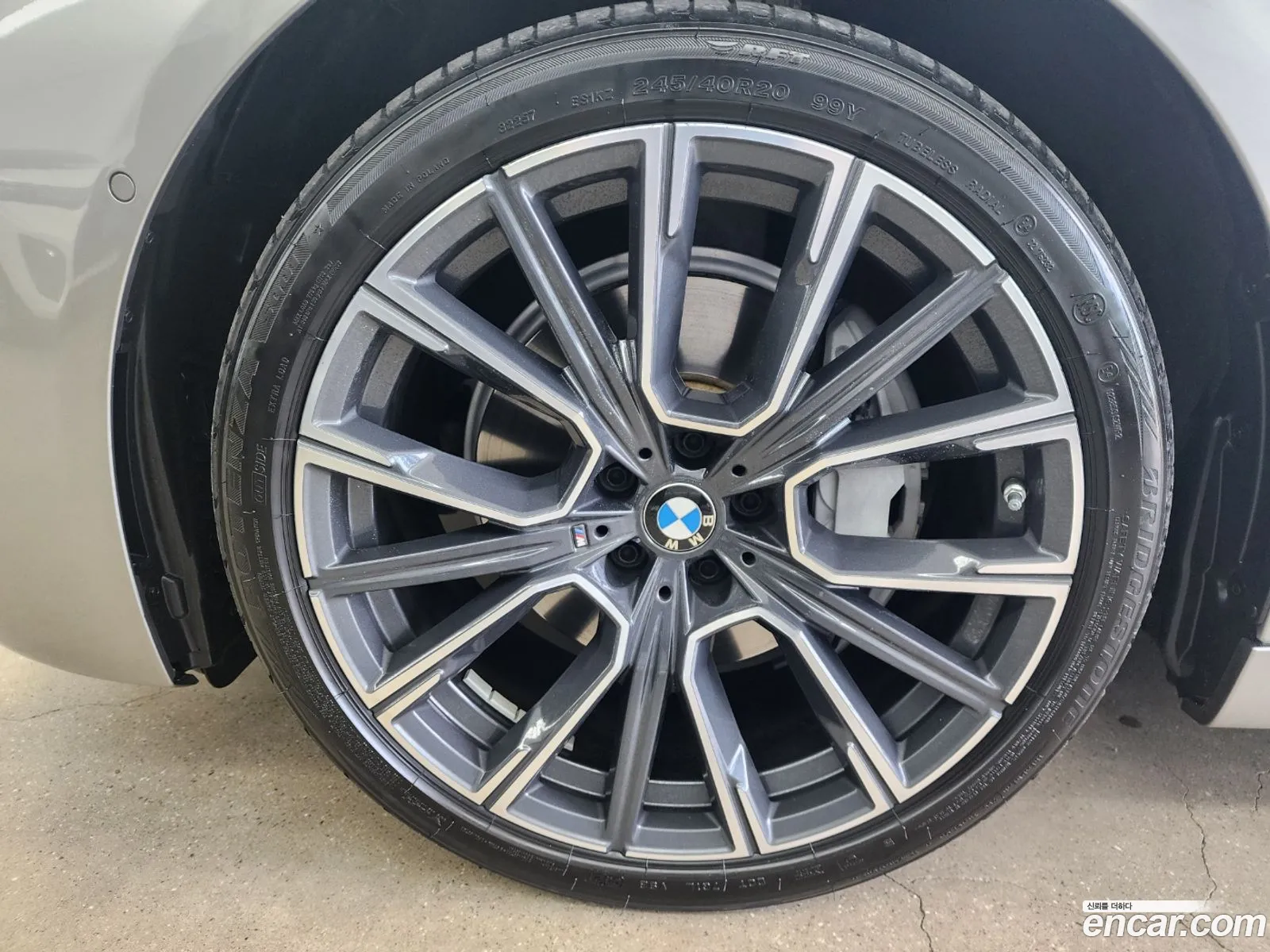BMW 7 Series G11 730D xDrive M Sports - фотография 5360816