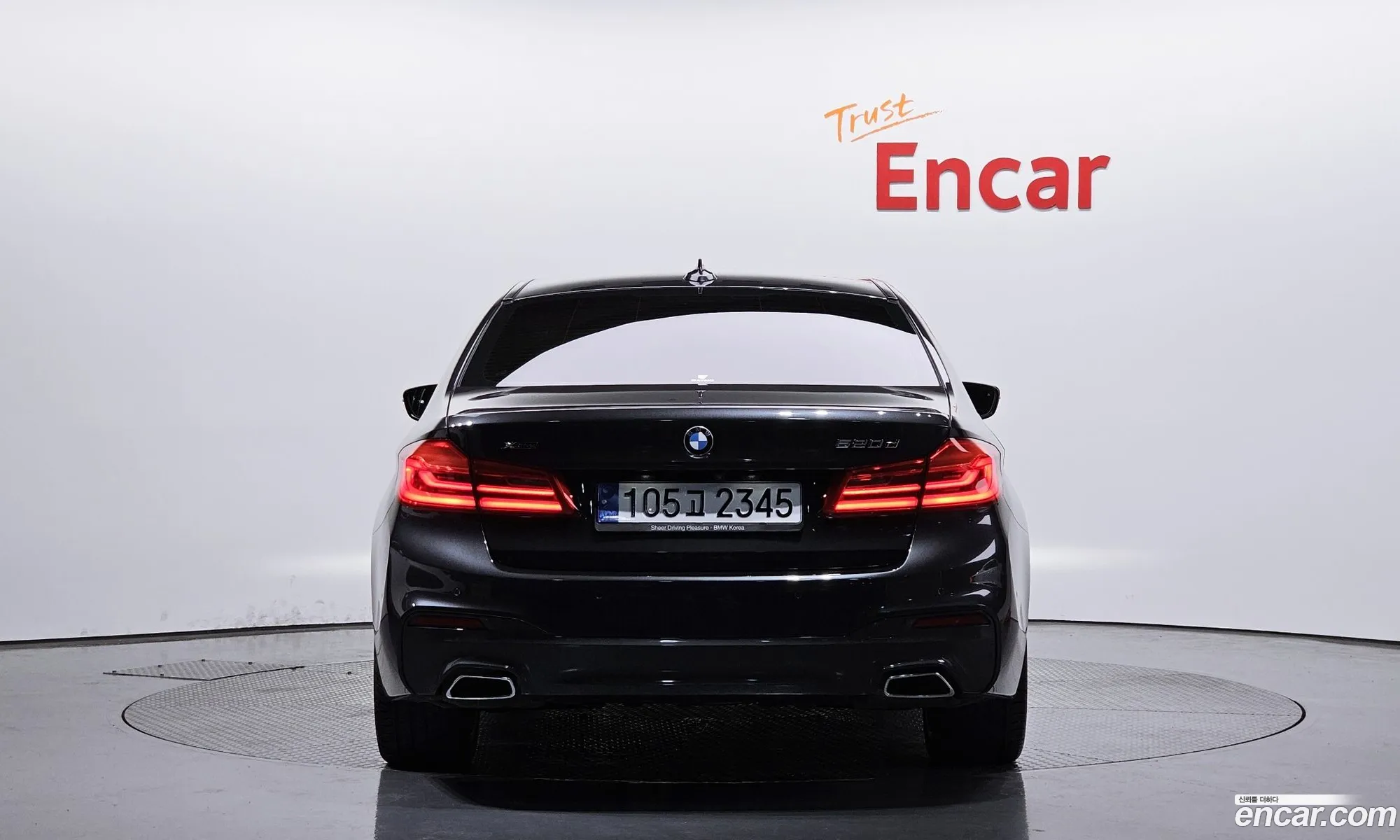 BMW 5 Series G30 520D xDrive M Sport Plus - фотография 4742141