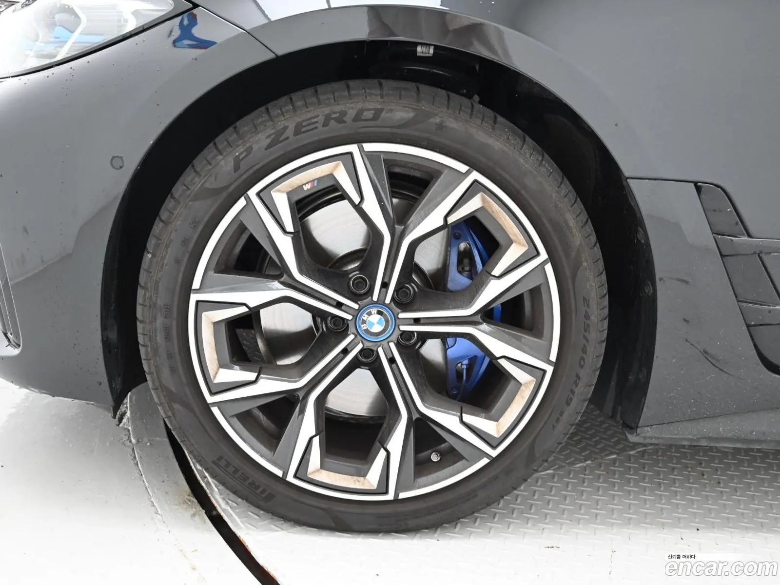 BMW I4 Edrive40 M Sports Pro - фотография 4611016