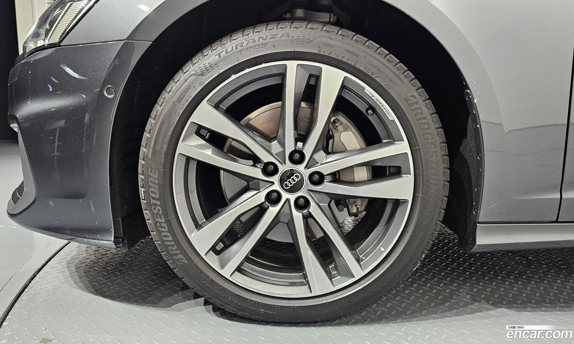 Audi A6 C8 45 Tfsi Quattro Premium - фотография 1527682