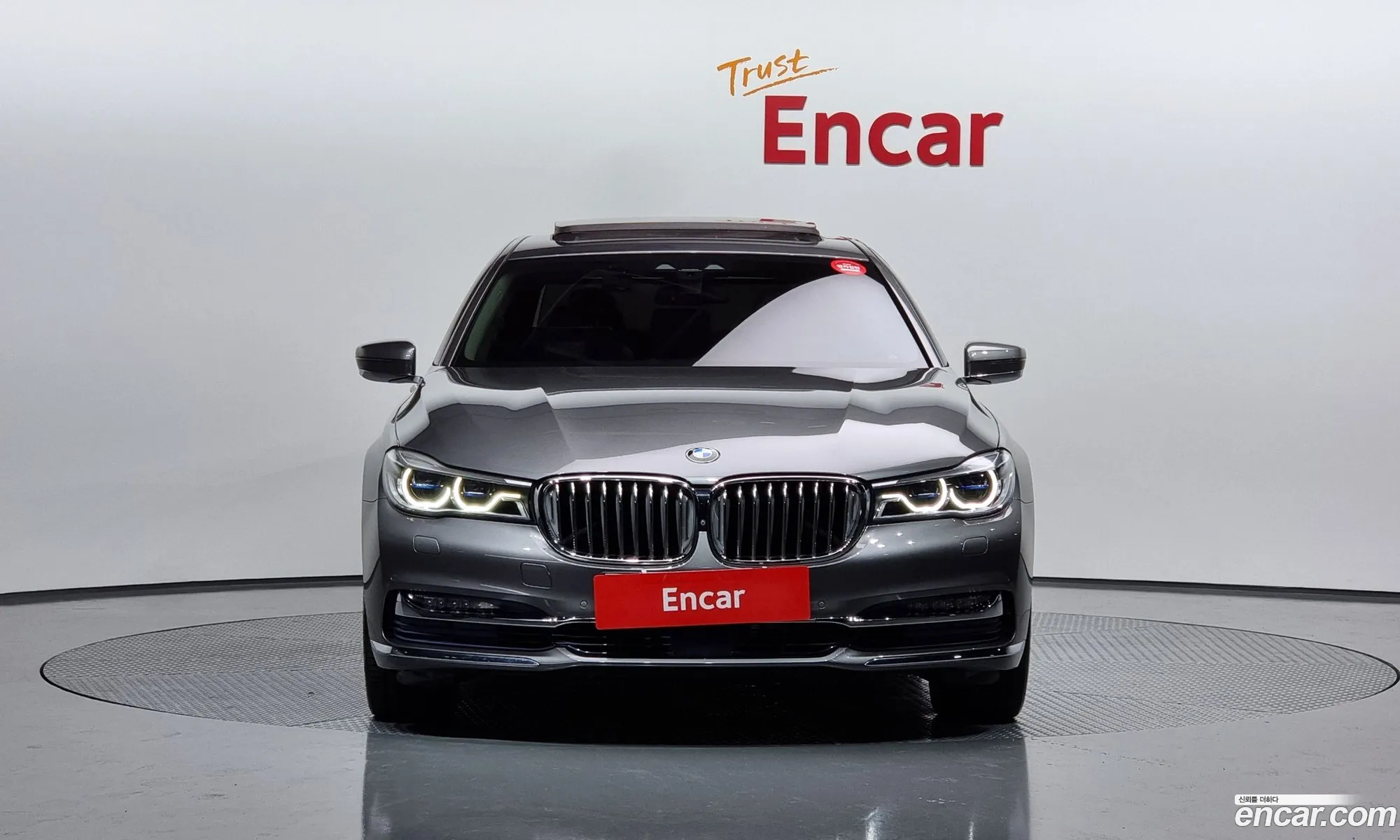 BMW 7 Series G11 740Li xDrive - фотография 4674711