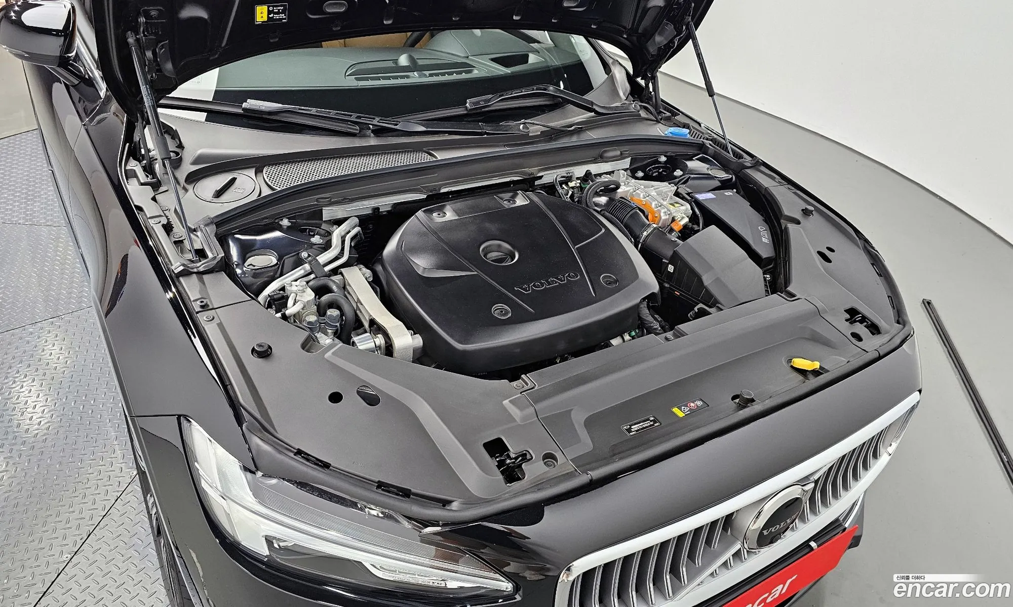 Volvo S90 T8 Awd Ultimate Bright - фотография 7640977