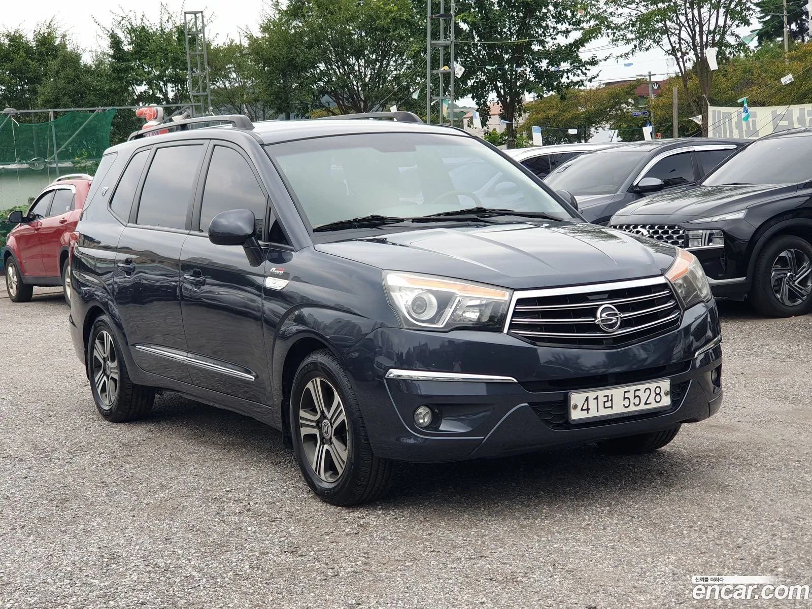 Kg Mobility Ssangyong Korando Turismo 4Wd Gt 9-Seater - фотография 6243062