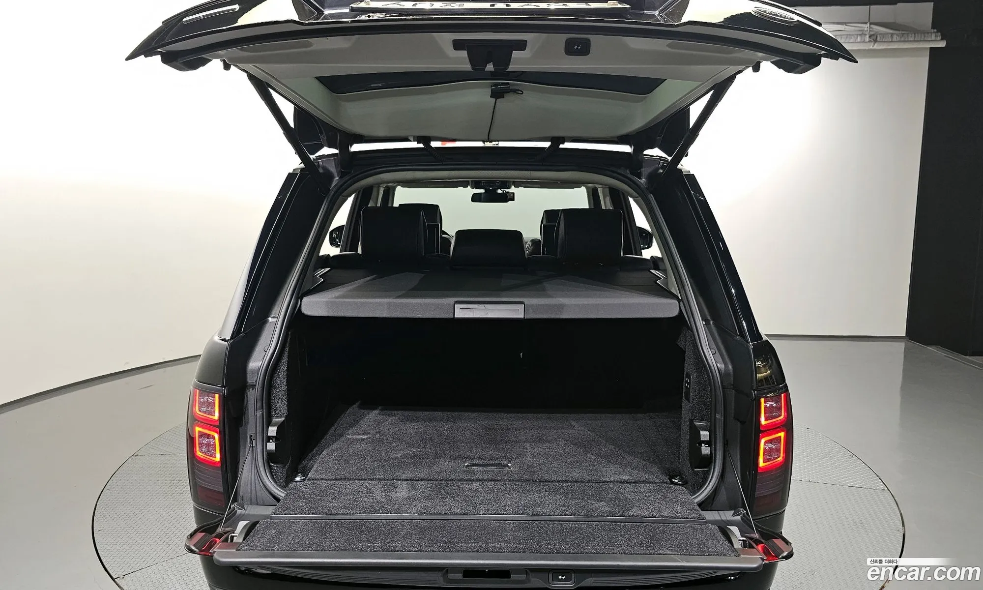 Land Rover Range Rover 4Th Generation 44 Sdv8 Ab Lwb Diesel - фотография 4973411