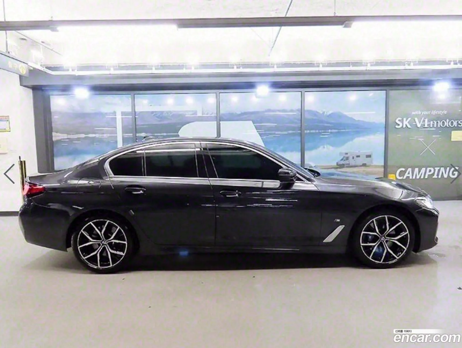 BMW 5 Series G30 530I xDrive M Sports - фотография 4756964