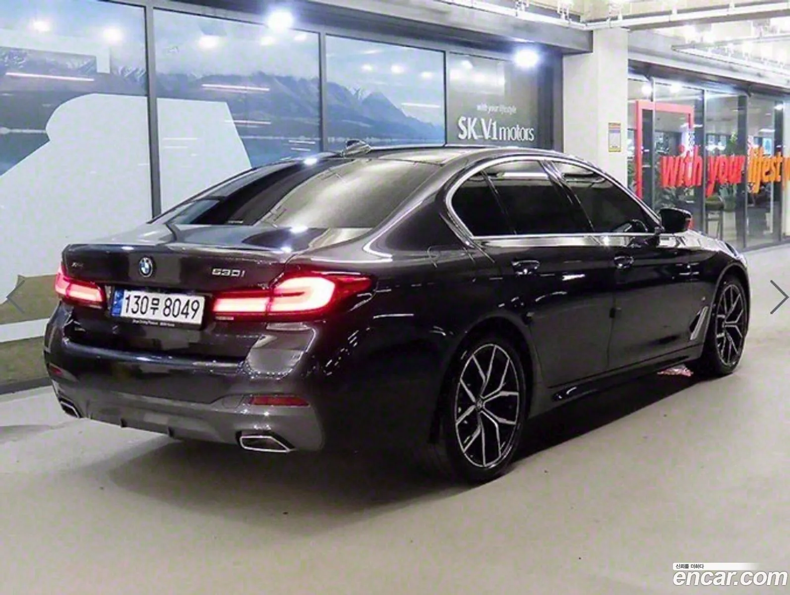 BMW 5 Series G30 530I xDrive M Sports - фотография 4756965