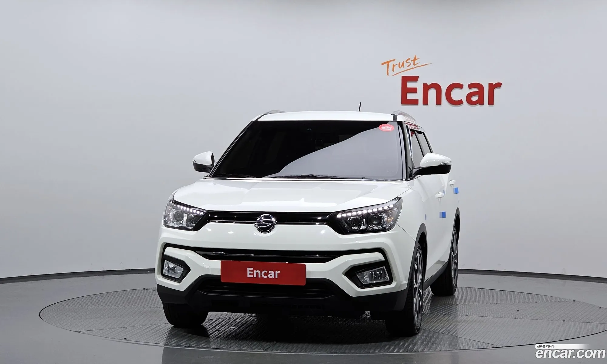 Kg Mobility Ssangyong Tivoli Armor Vx 2Wd - фотография 6243037