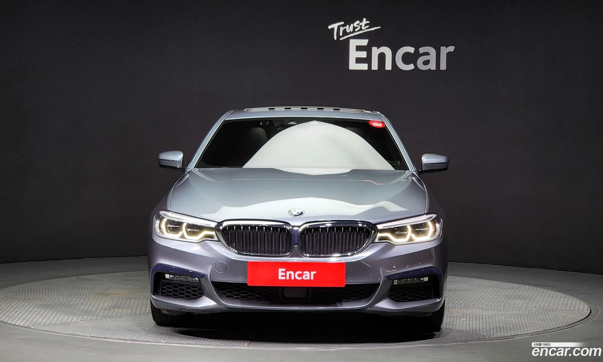 BMW 5 Series G30 520D M Sports - фотография 12561086