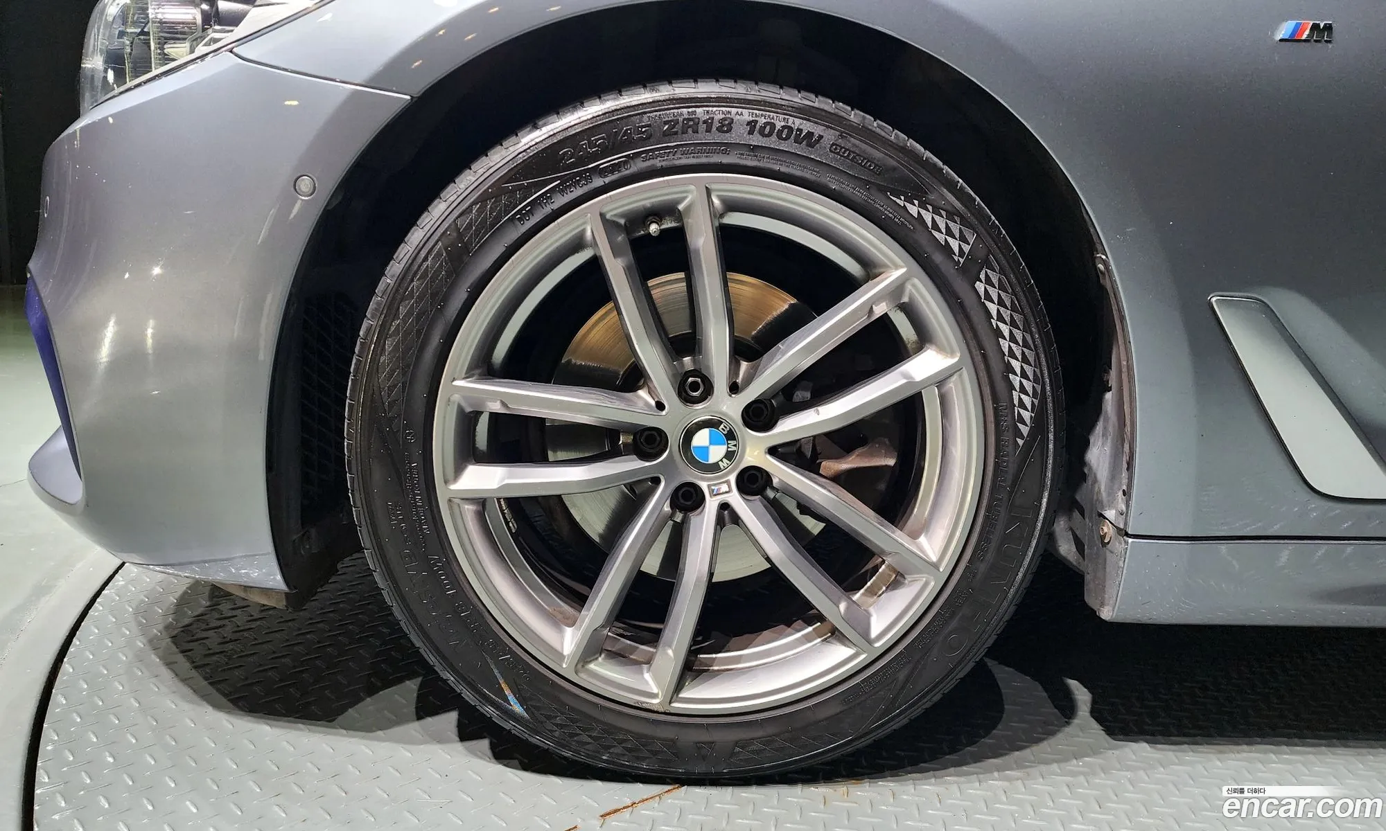 BMW 5 Series G30 520D M Sports - фотография 12561088