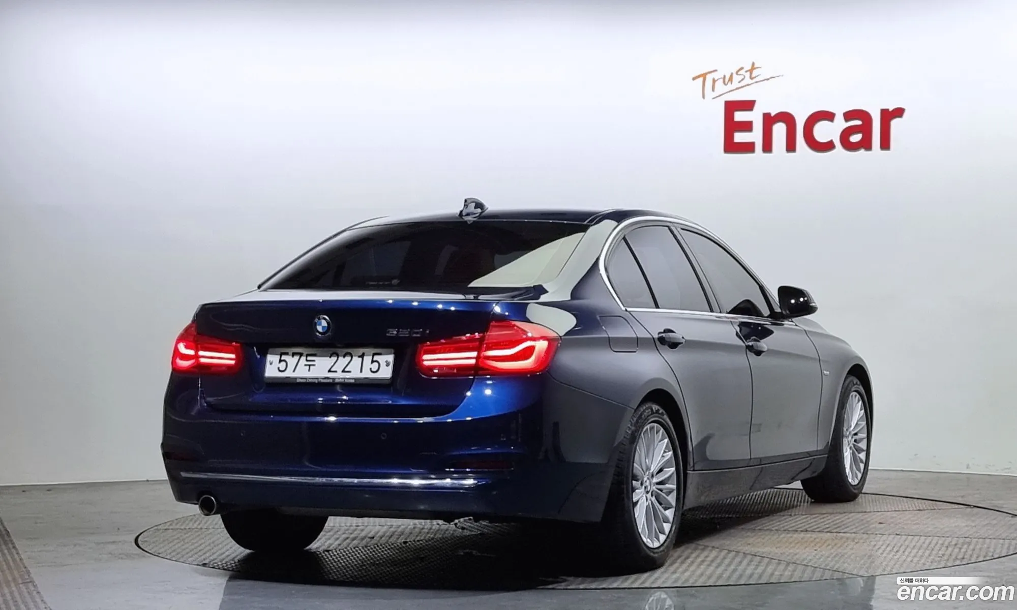 BMW 3 Series F30 320I Luxury - фотография 7160