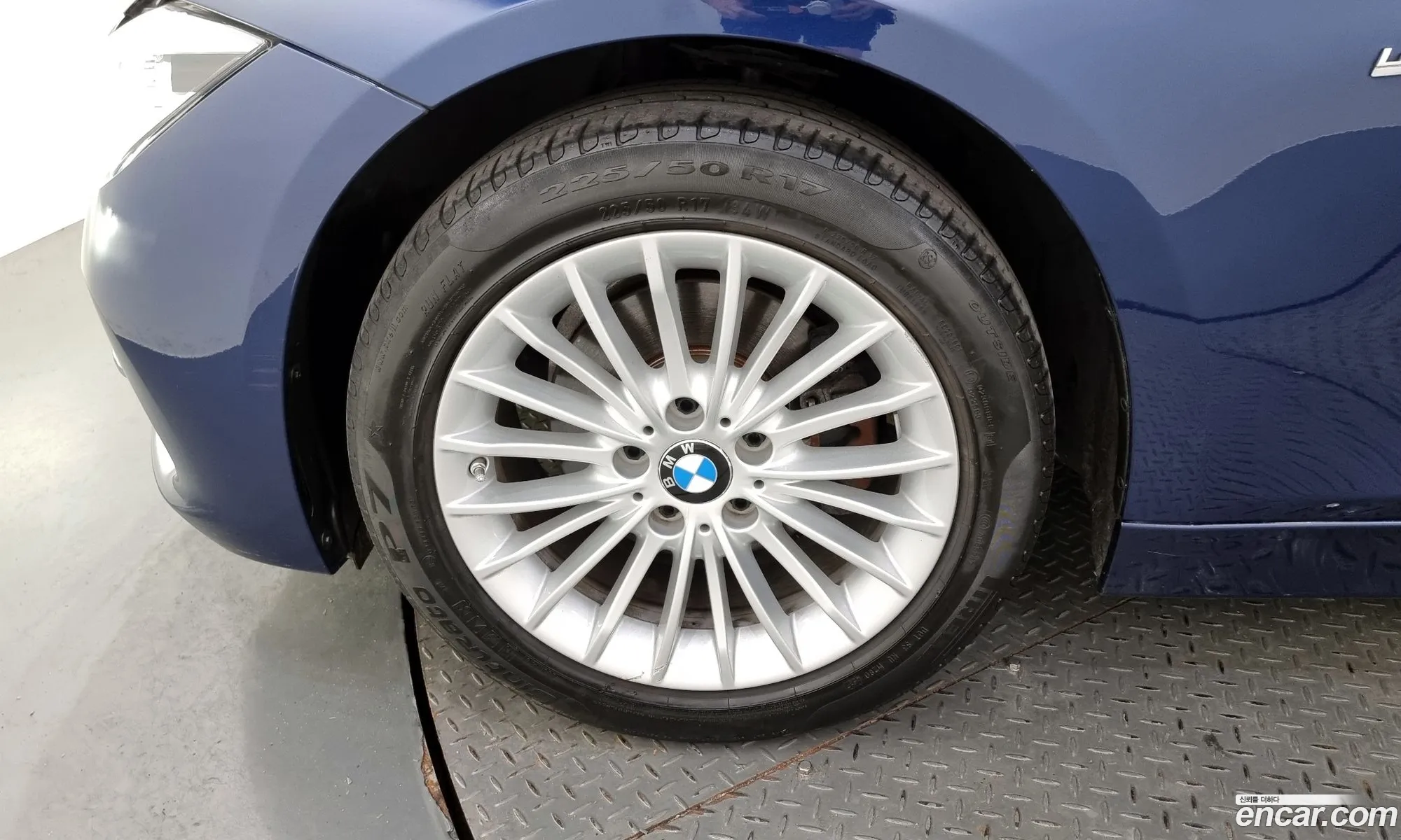 BMW 3 Series F30 320I Luxury - фотография 7163