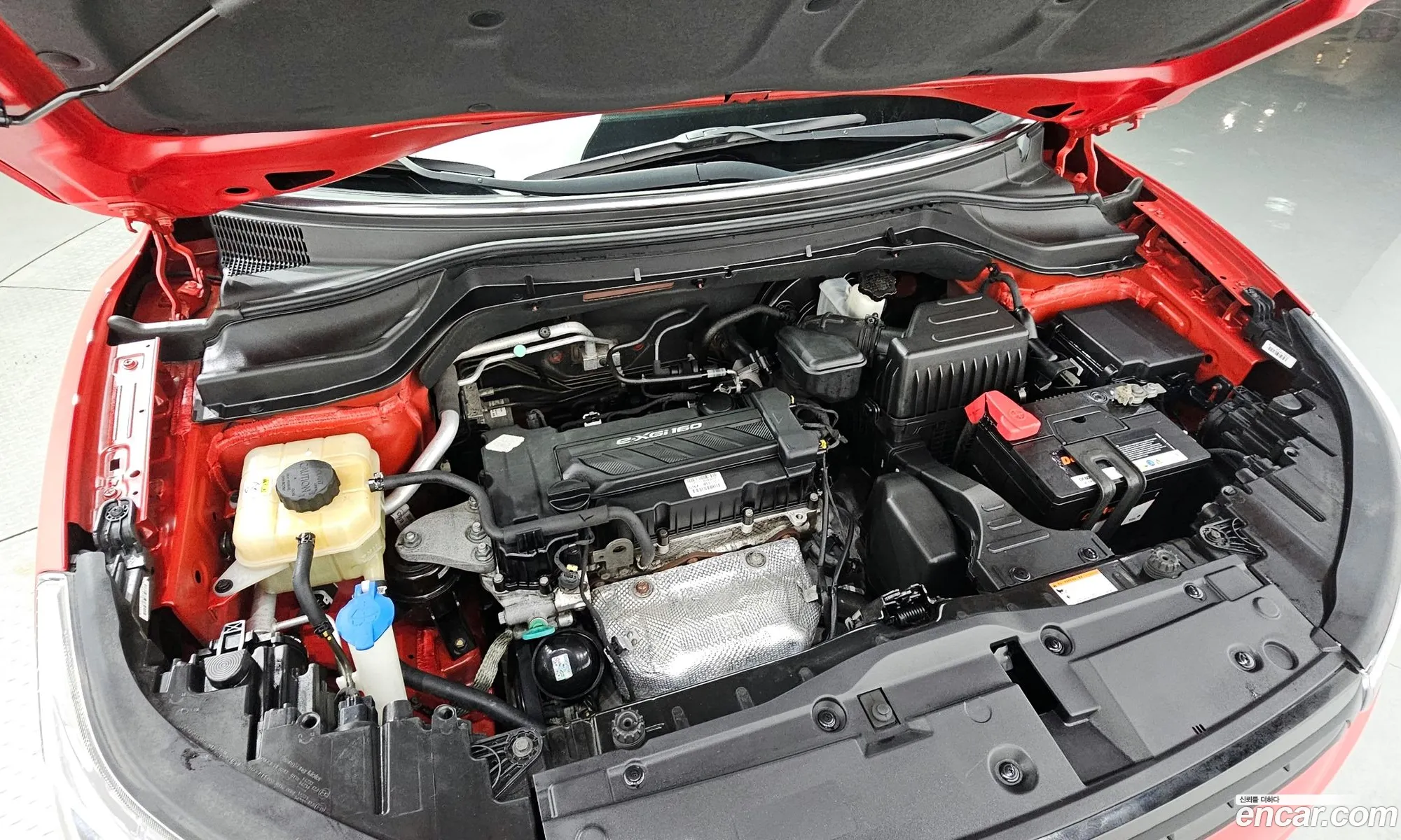 Kg Mobility Ssangyong Tivoli Lx 2Wd Luxury Model - фотография 5167198