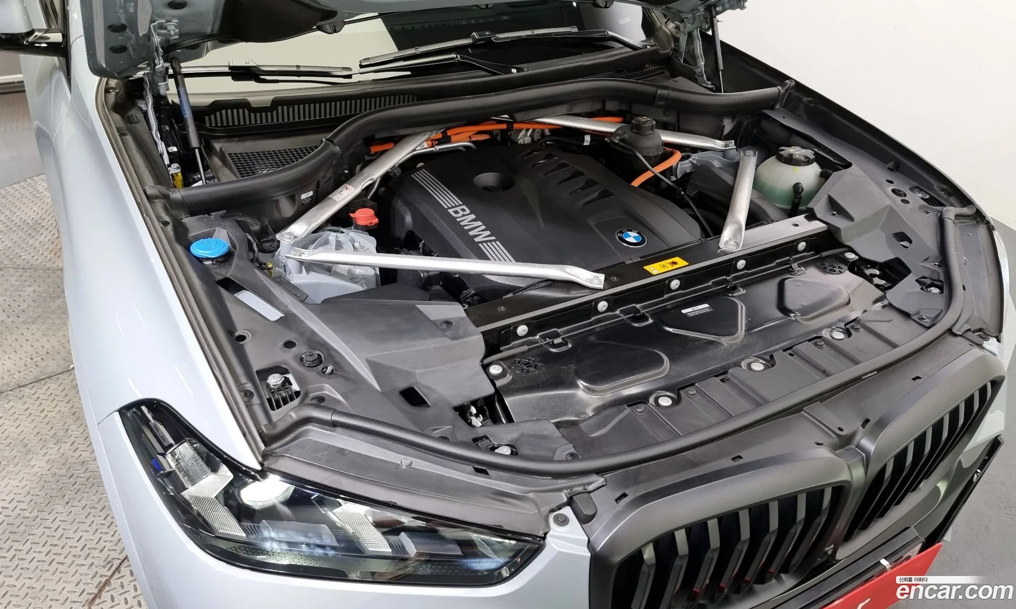 BMW X5 G05 xDrive 50E M Sport - фотография 4940037