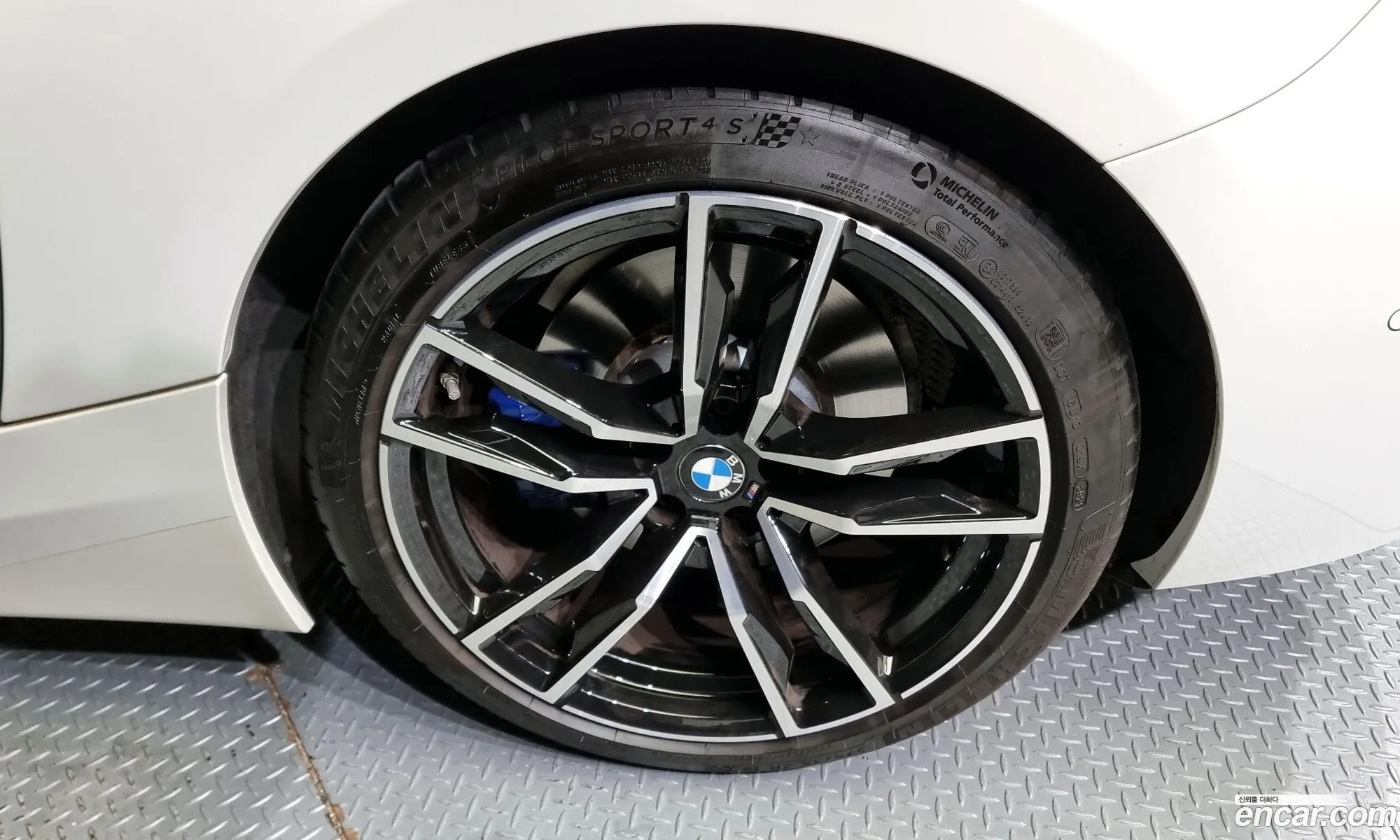 BMW Z4 G29 Sdrive20I M Sports First Edition - фотография 12504097