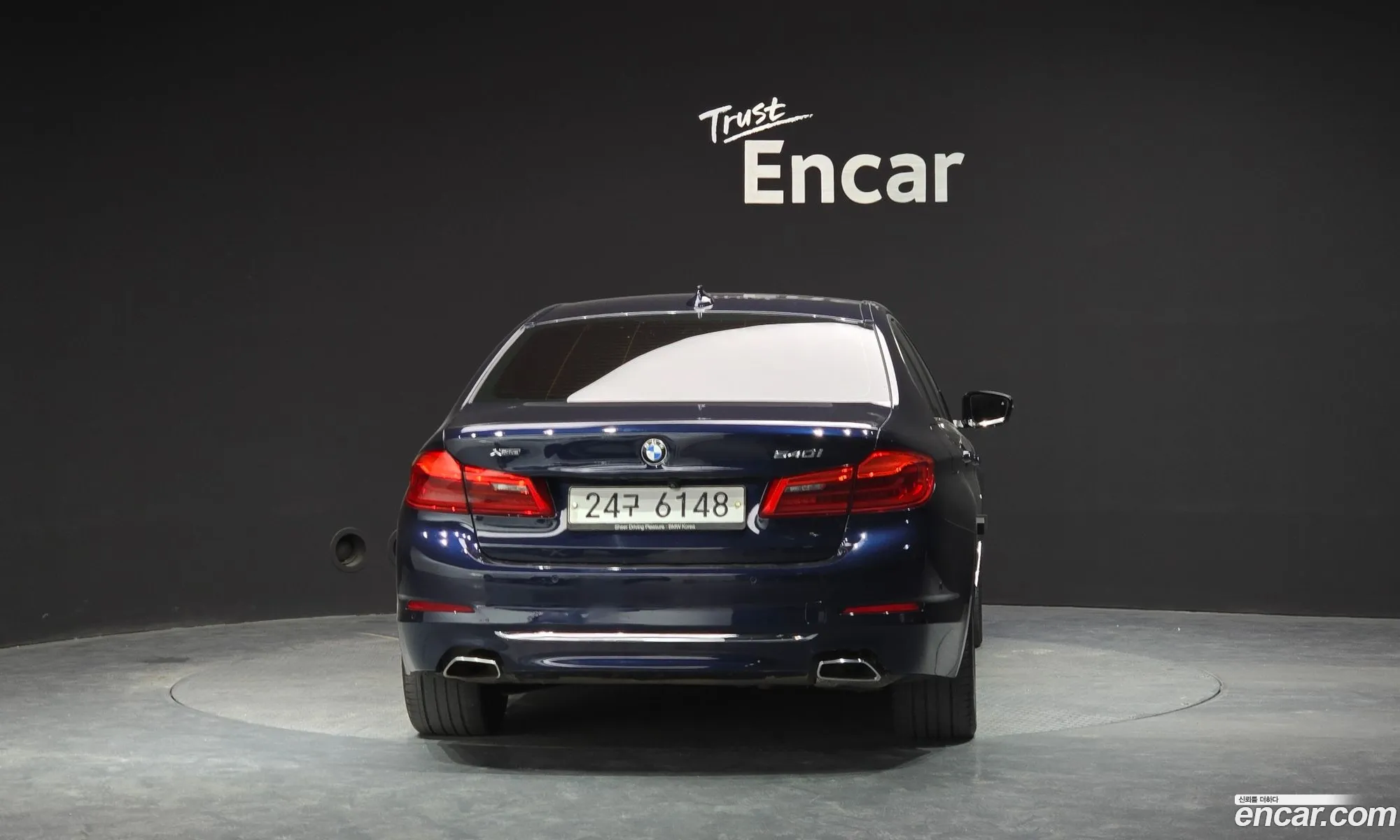 BMW 5 Series G30 540I xDrive Luxury Plus - фотография 3680974