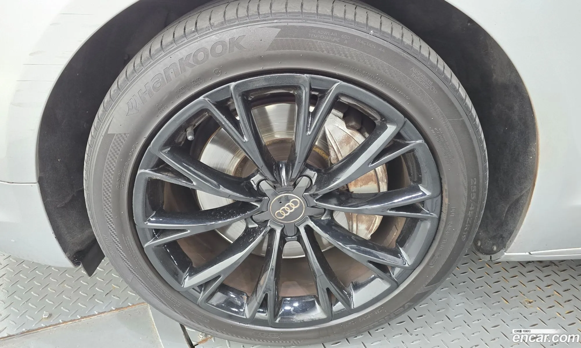 Audi New A8 30 Tdi Quattro Lwb D4 - фотография 1568227