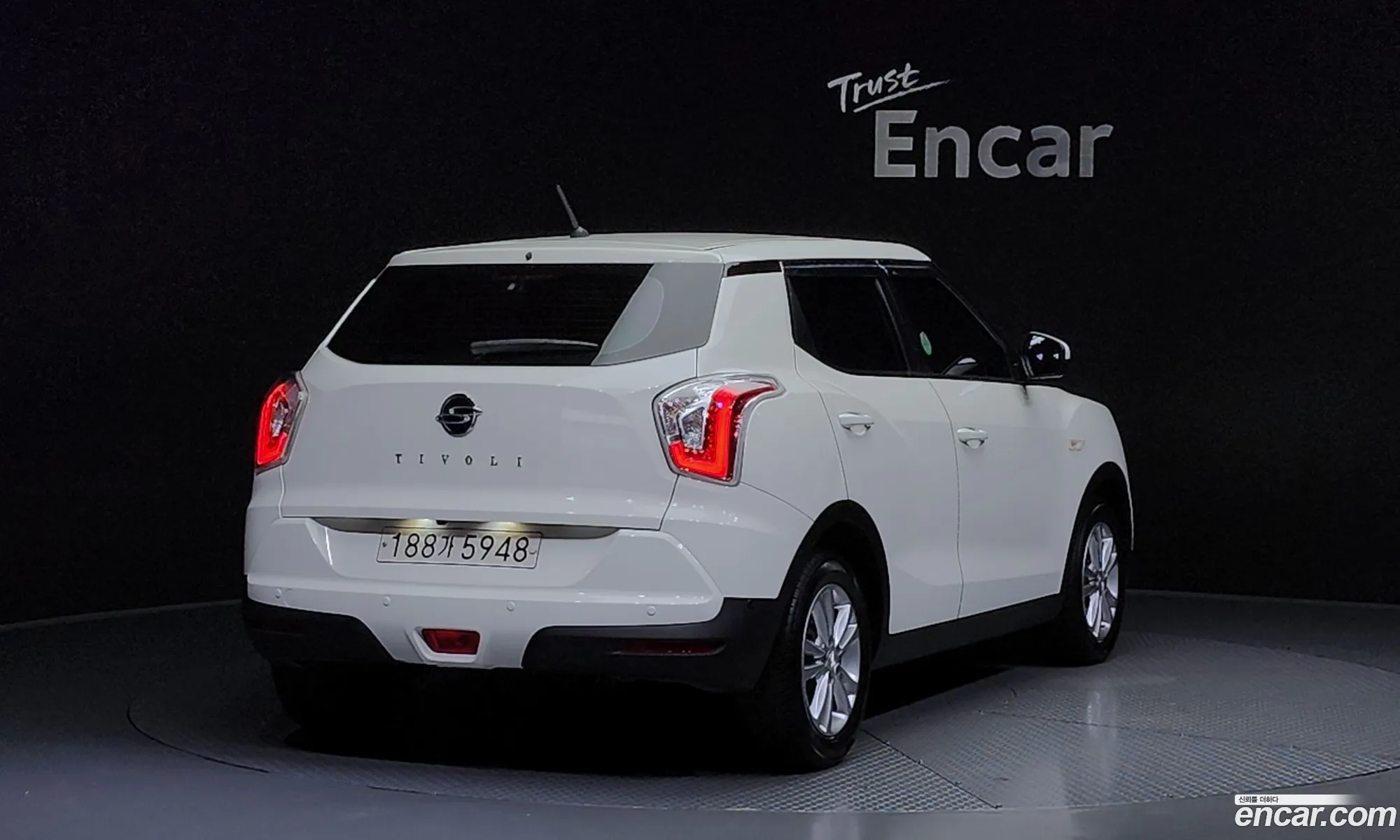 Kg Mobility Ssangyong Tivoli Tx 2Wd - фотография 7356144