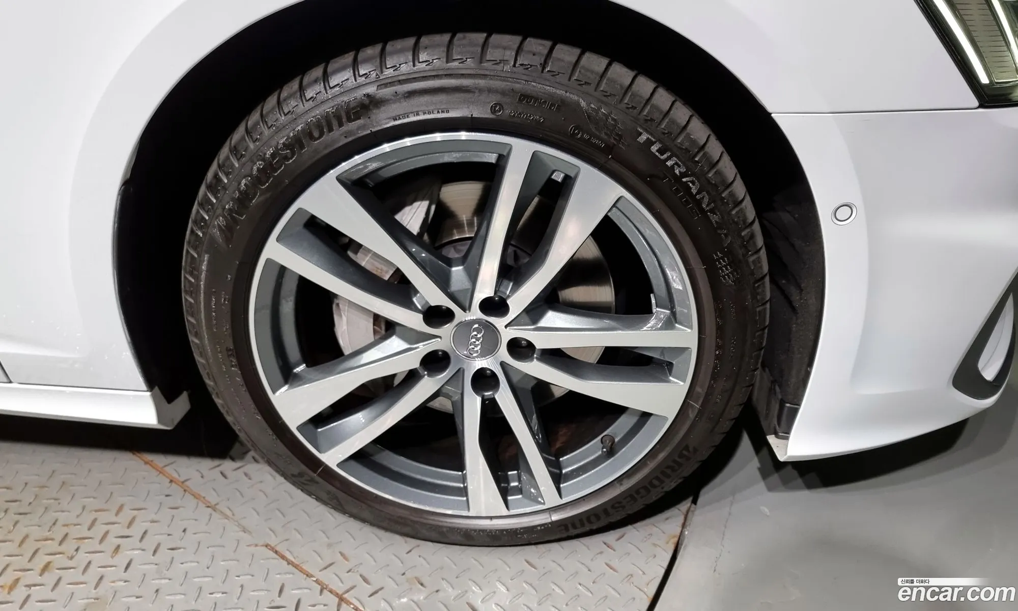 Audi A6 C8 45 Tdi Quattro Premium - фотография 1527629
