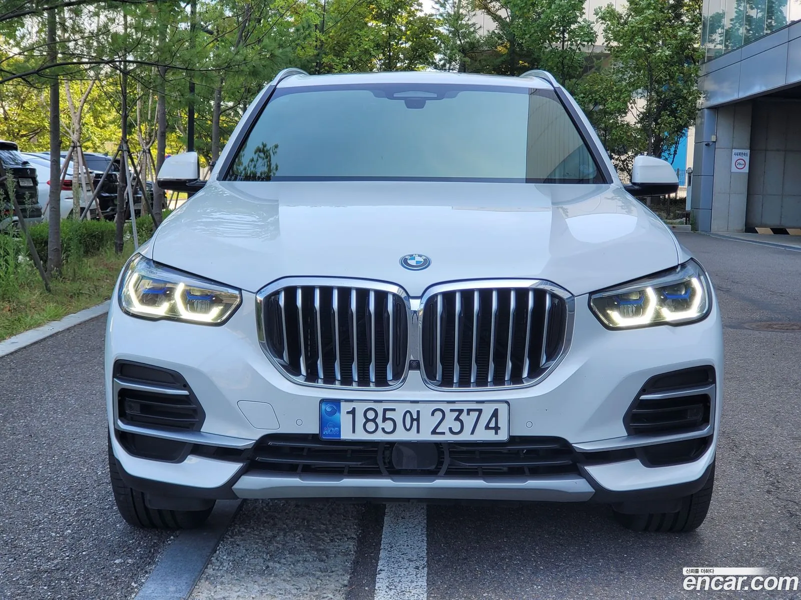 BMW X5 G05 xDrive 45E Xline - фотография 4939985