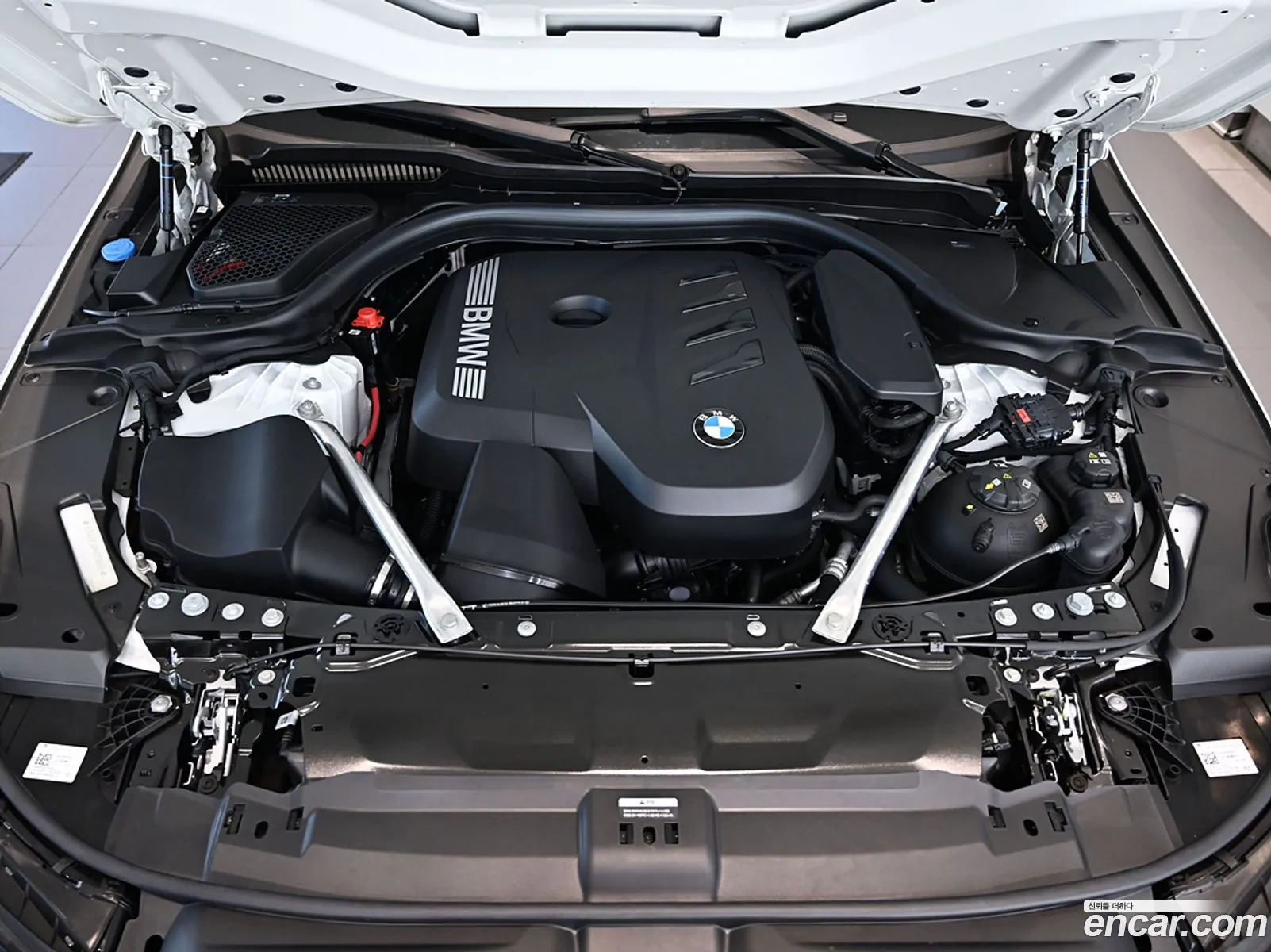 BMW 5 Series G60 520I M Sports - фотография 4942454