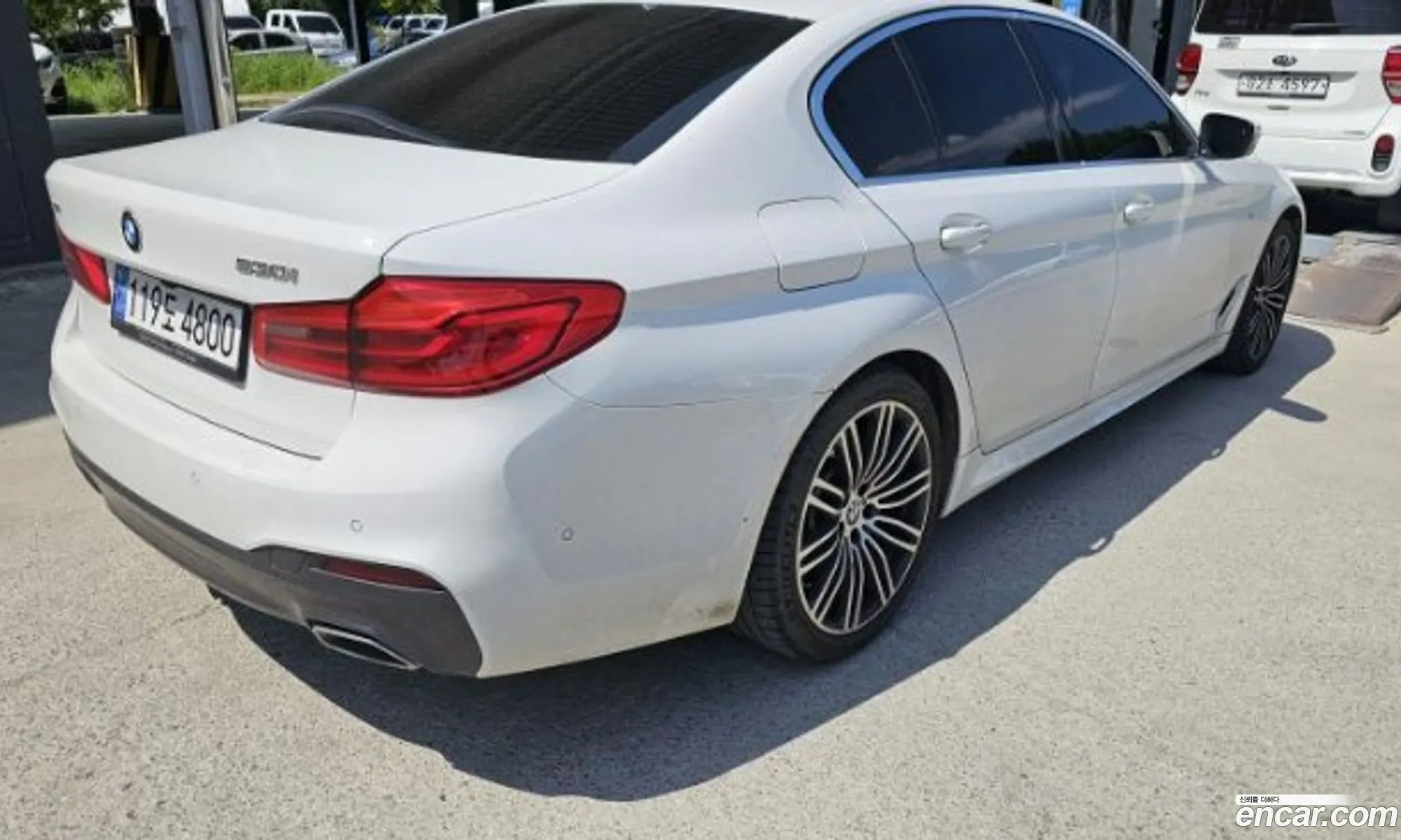 BMW 5 Series G30 530I xDrive M Sport Plus - фотография 4942428