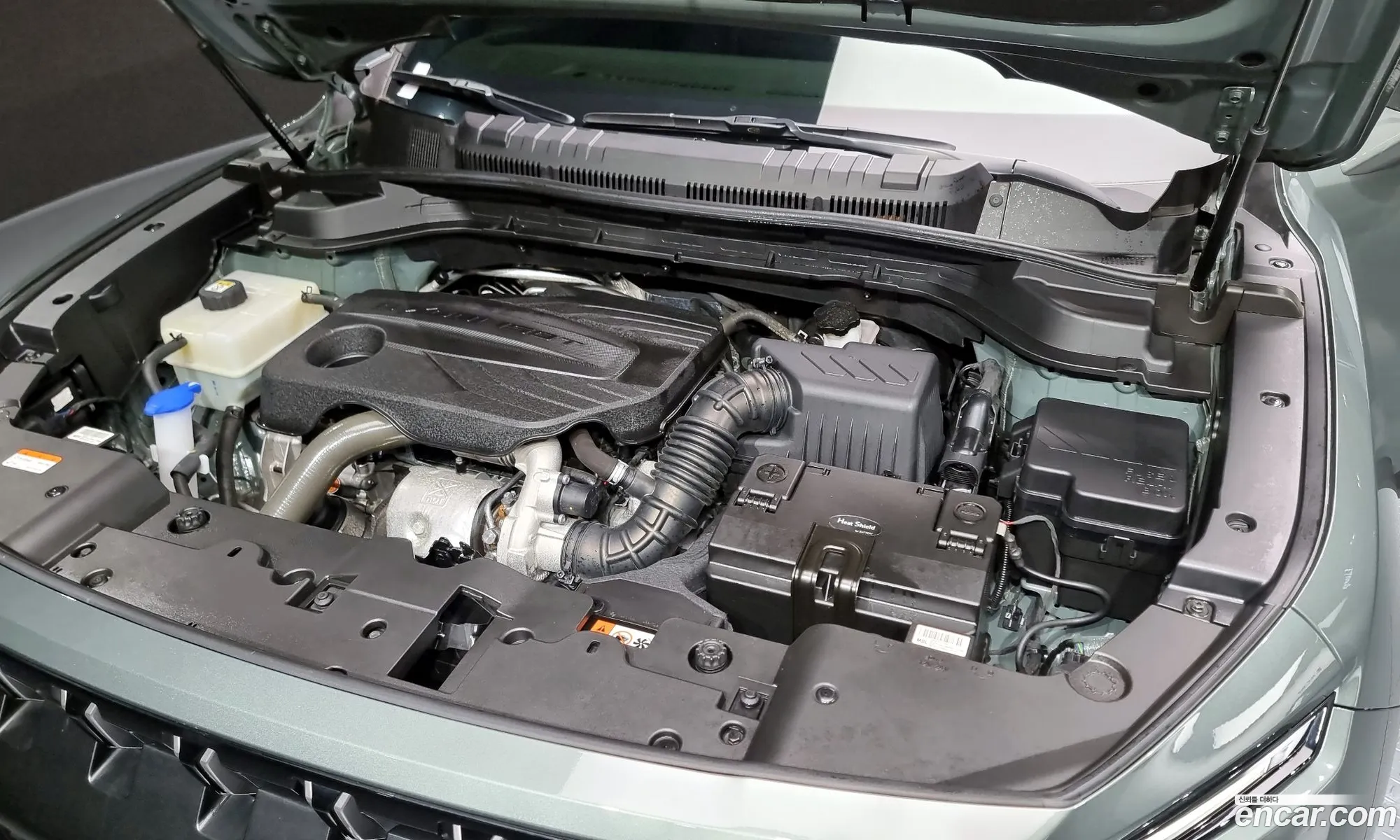 Kg Mobility Ssangyong Torres Gasoline 15 2Wd T7 - фотография 6043135