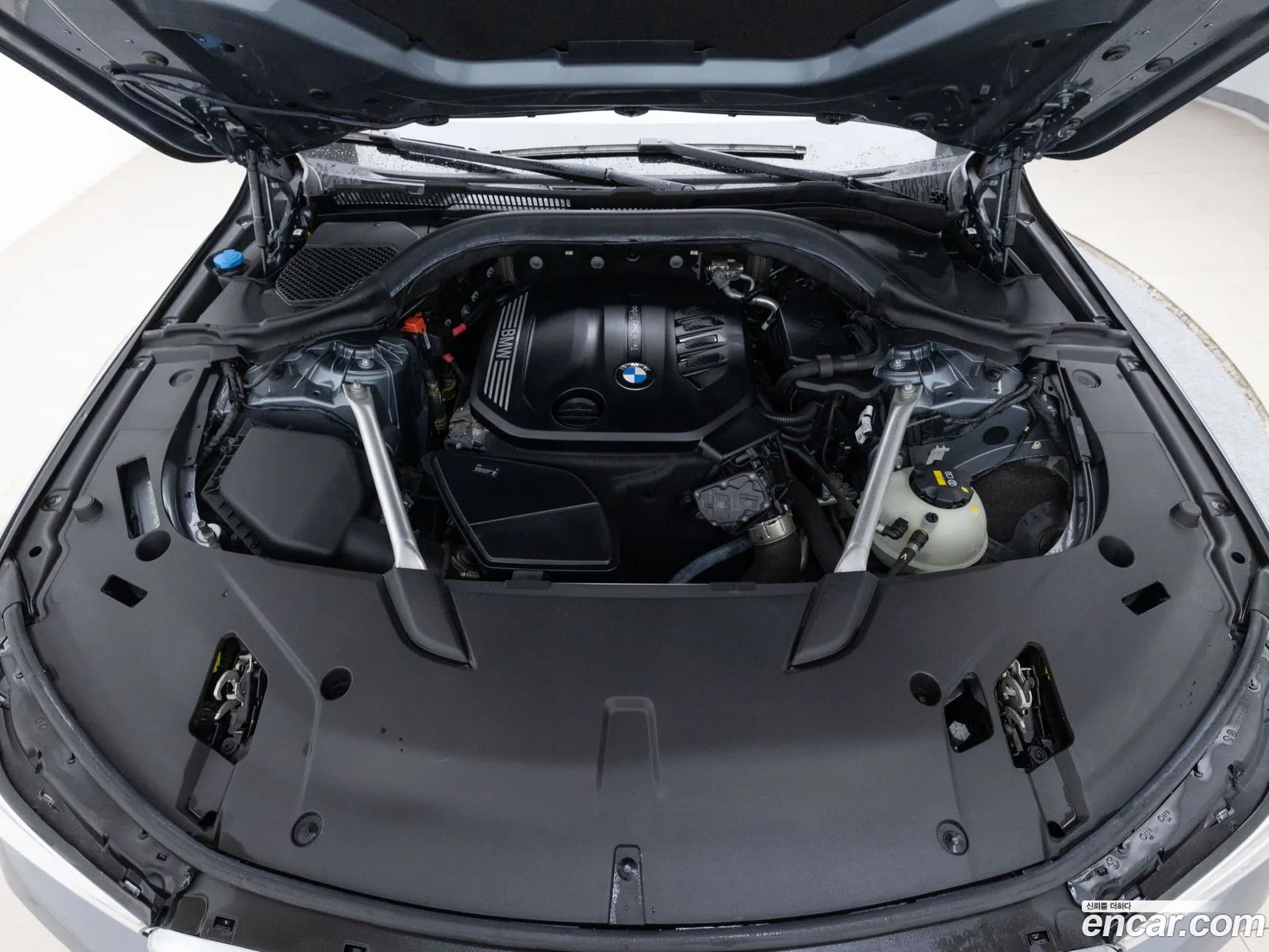BMW 6 Series Gt G32 620D M Sports - фотография 4942394