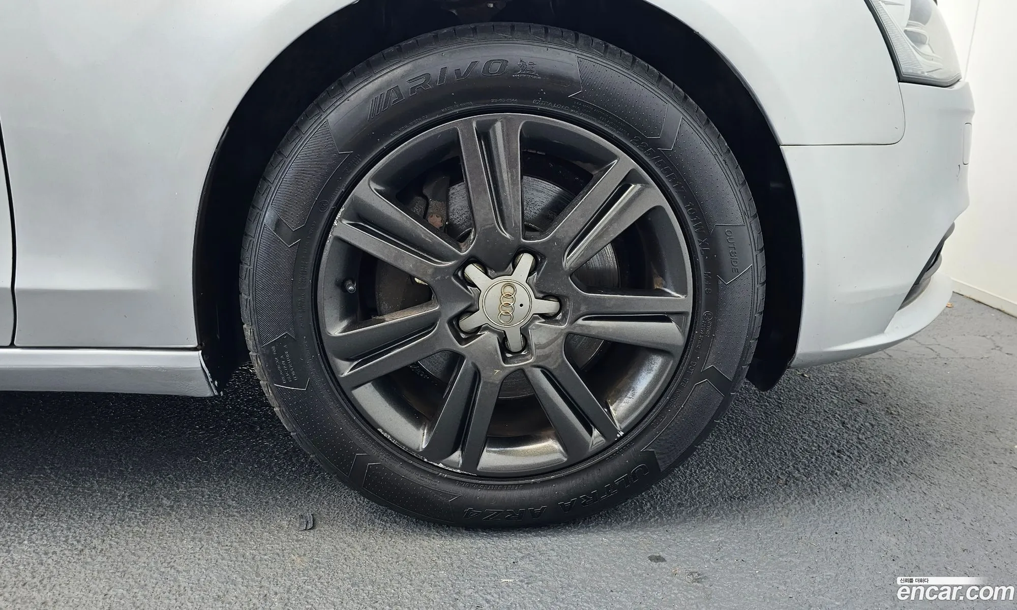 Audi New A4 20 Tfsi Quattro B8 - фотография 12750735