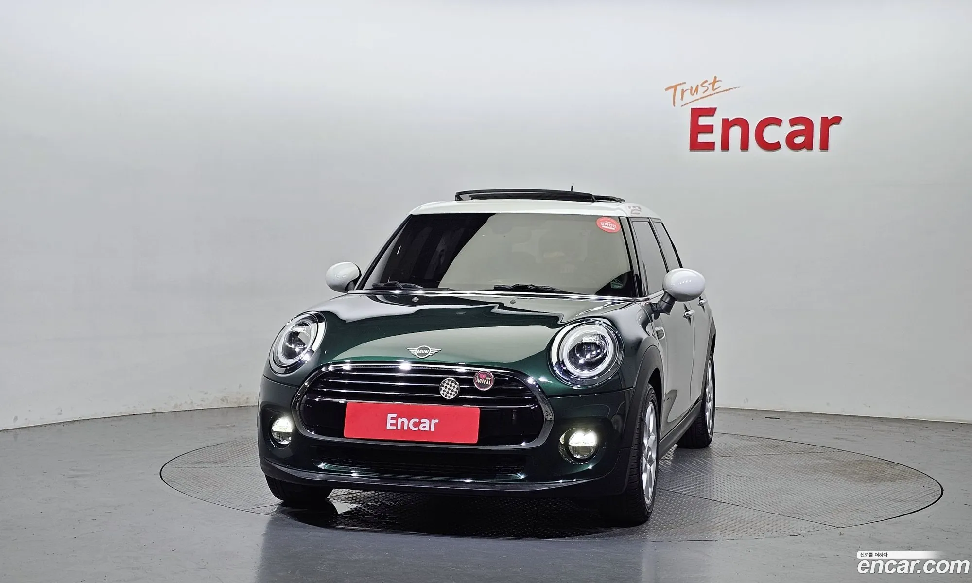 Mini Cooper 5-Door High 3Rd Generation - фотография 9186257