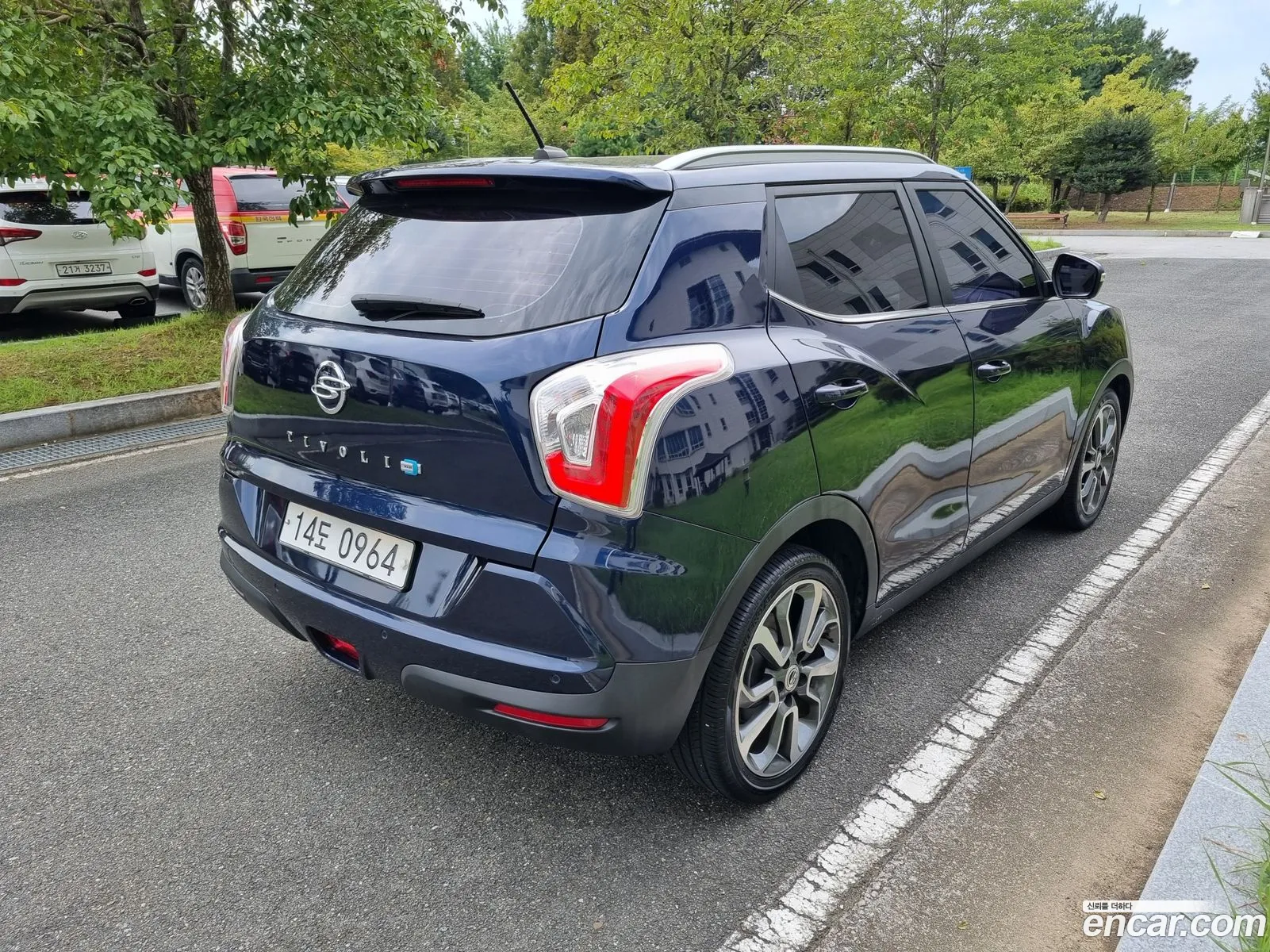 Kg Mobility Ssangyong Tivoli Diesel Lx 2Wd - фотография 6409831