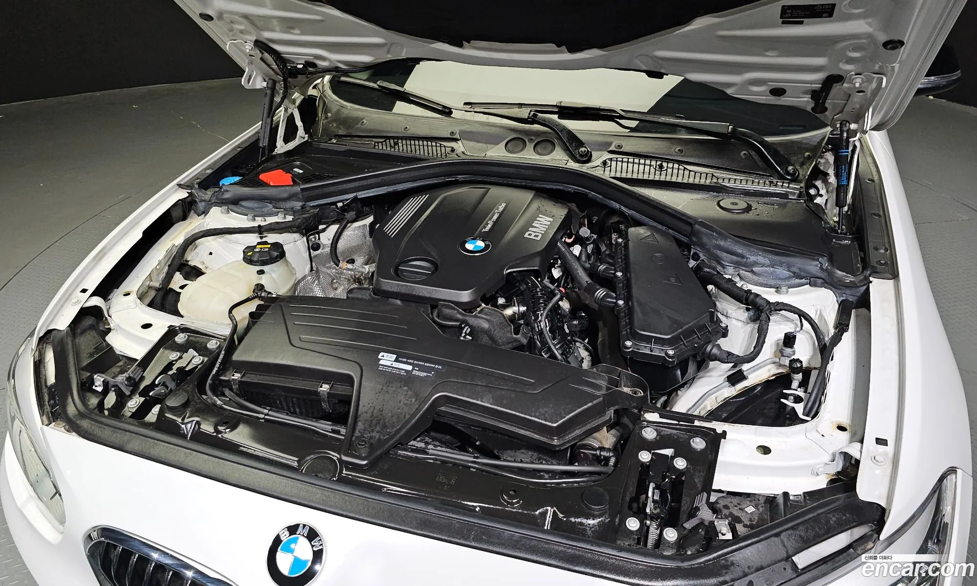 BMW 1 Series F20 118D Sports 5-Door - фотография 4756942