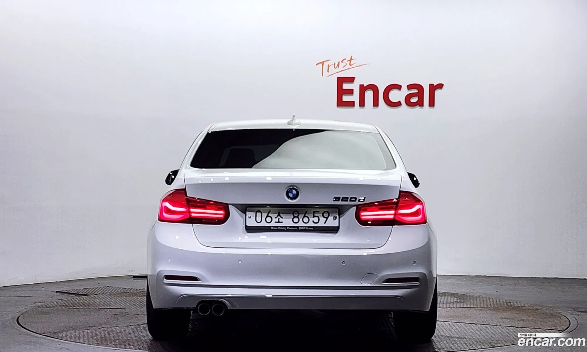 BMW 3 Series F30 320D - фотография 4612768