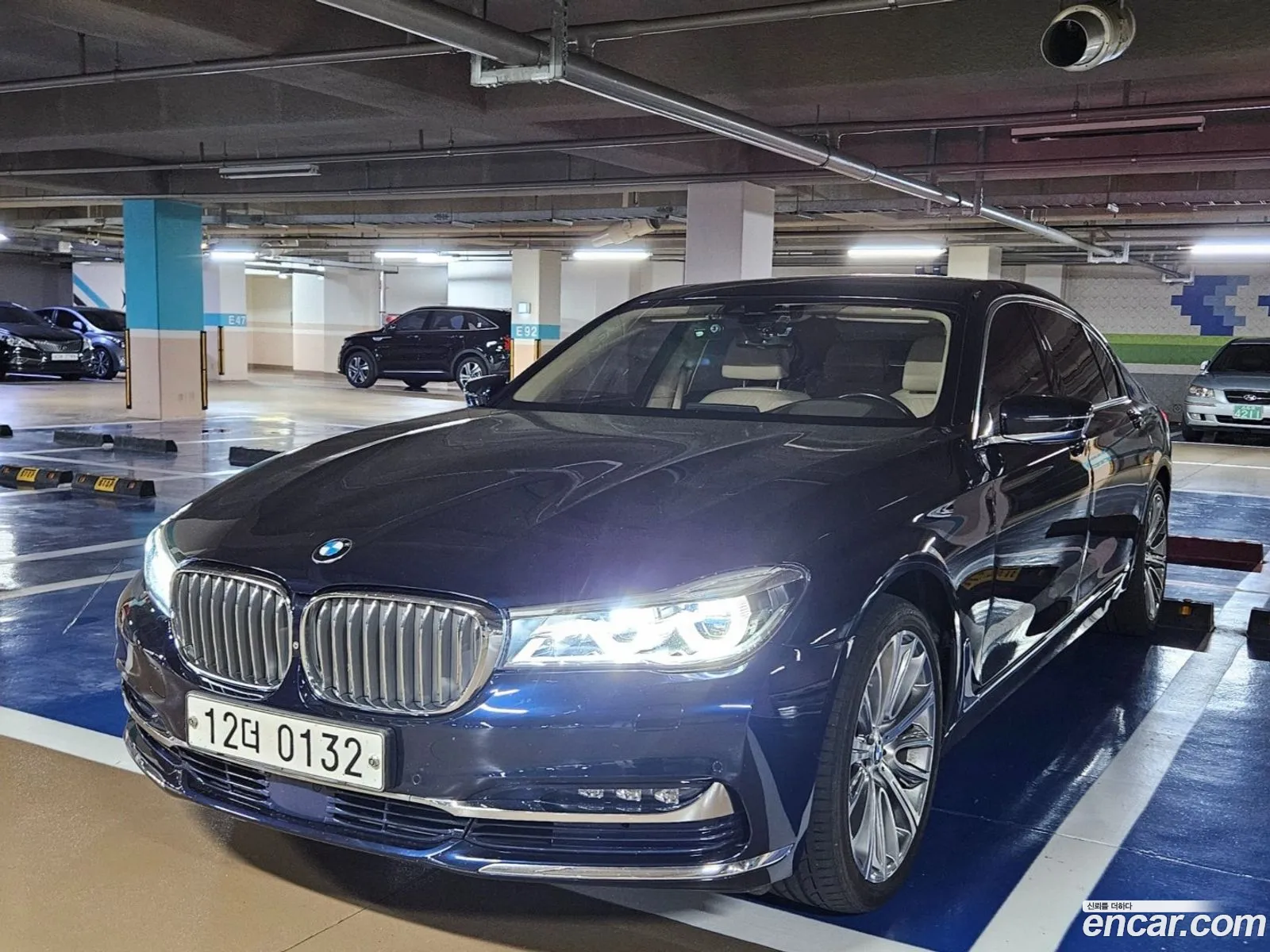 BMW 7 Series G11 750Li xDrive Prestige - фотография 4640757