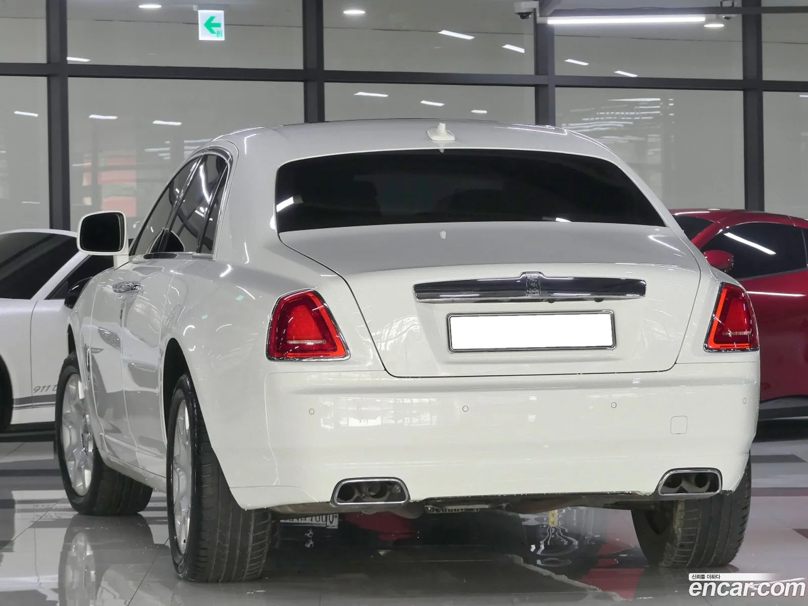 Rolls-Royce Ghost 66 V12 - фотография 3720511