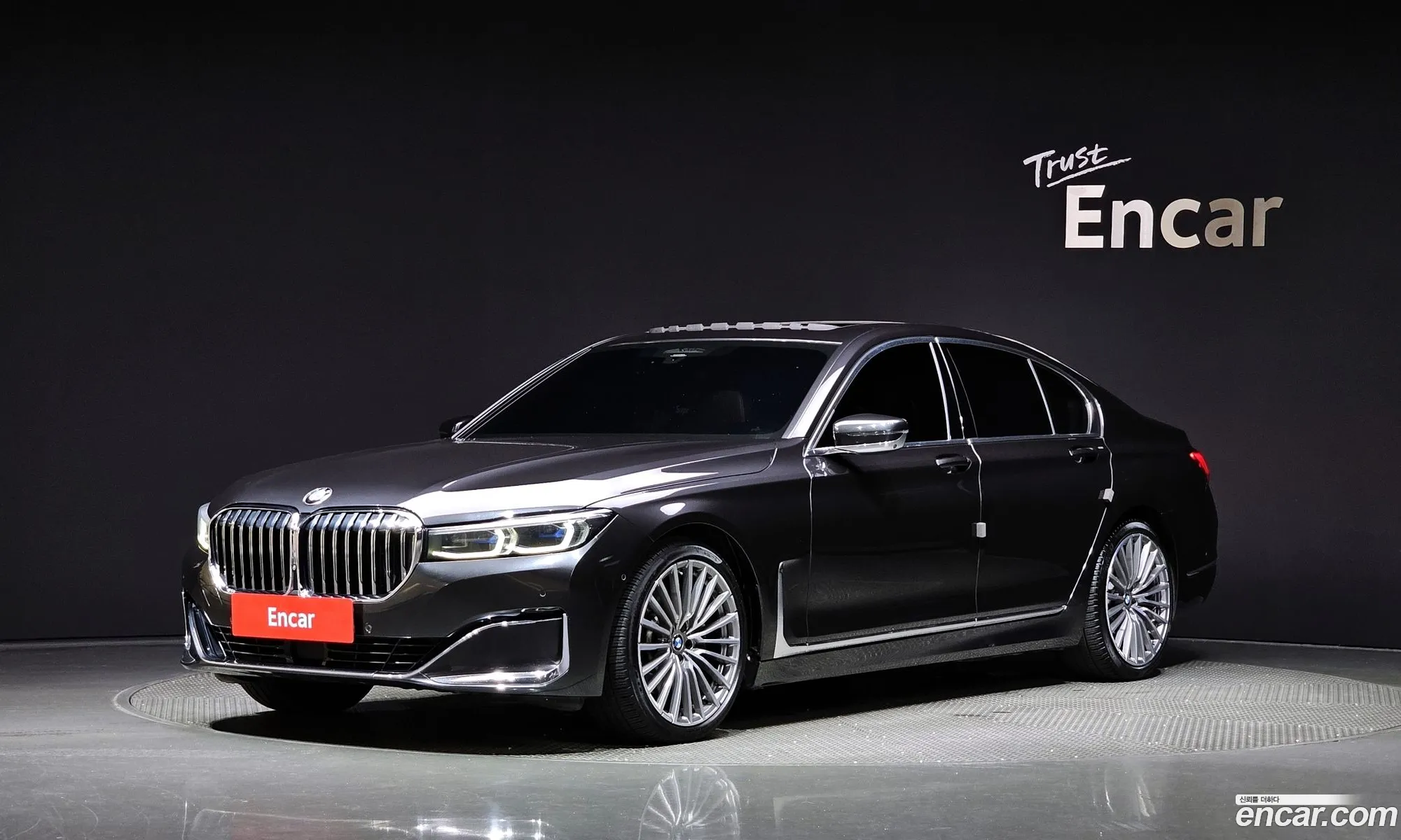 BMW 7 Series G11 730D xDrive Design Pure Excellence - фотография 18573