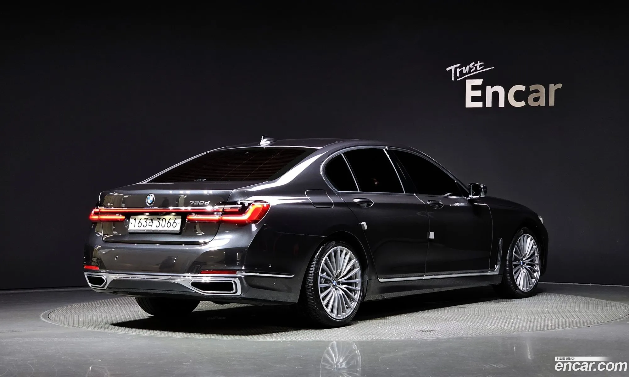 BMW 7 Series G11 730D xDrive Design Pure Excellence - фотография 18574